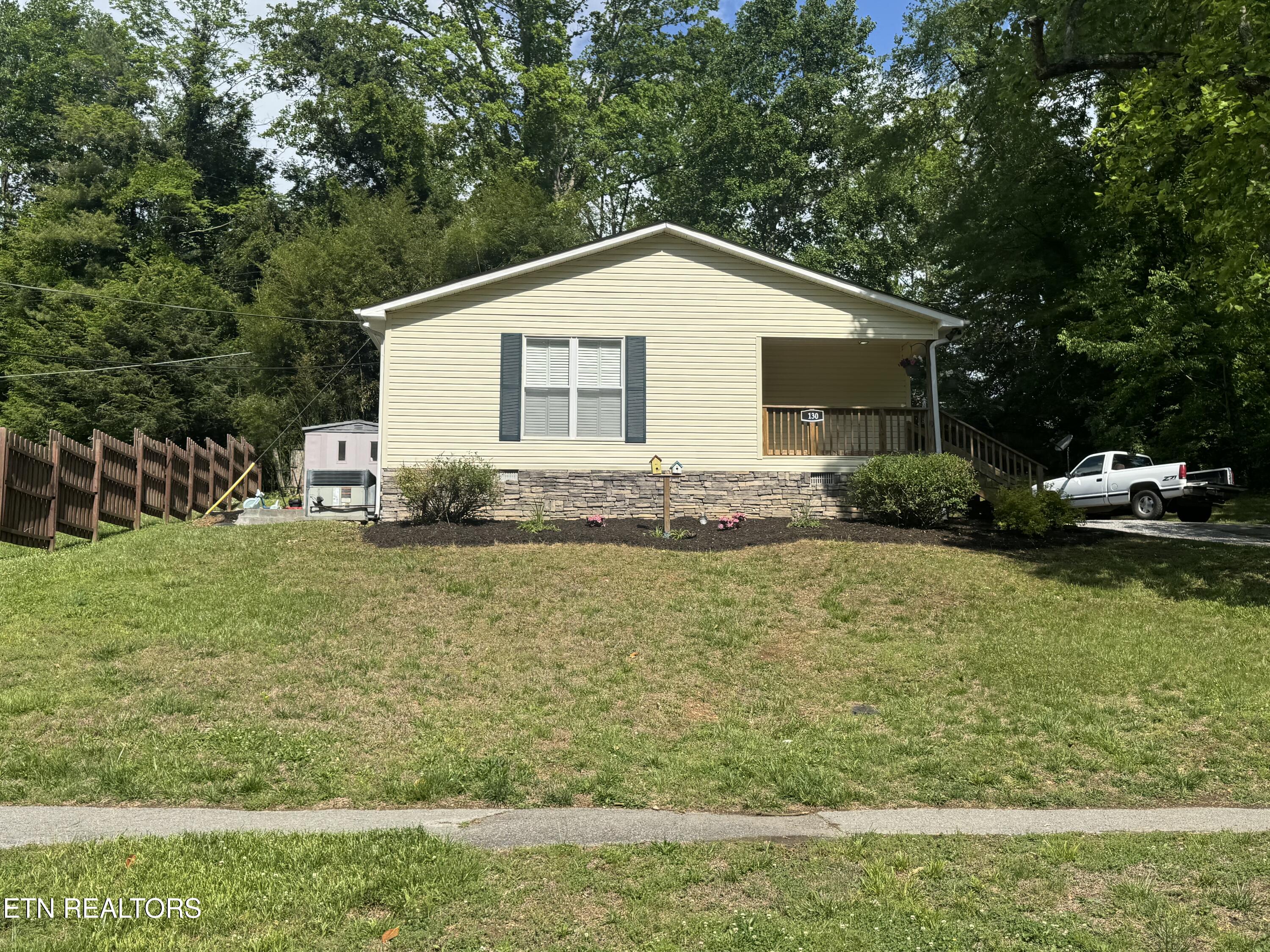 130 Crescent Road Norris TN 37828
