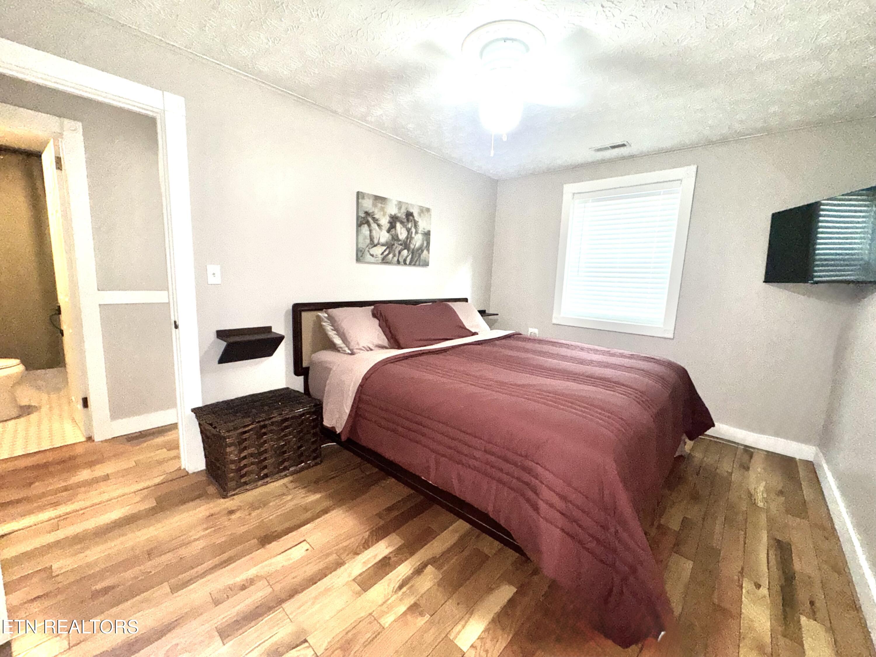 130 Crescent Road Norris TN 37828