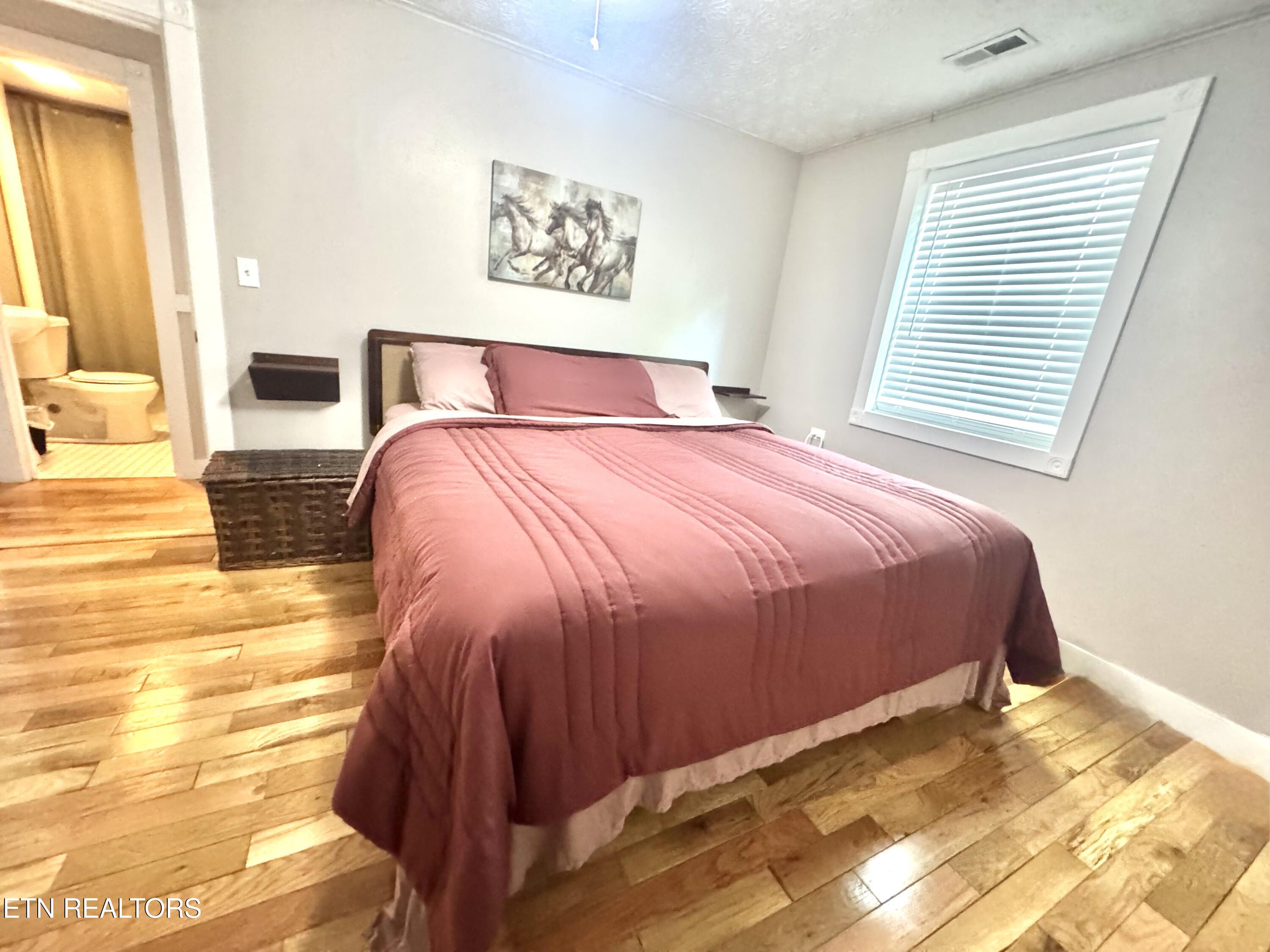 130 Crescent Road Norris TN 37828