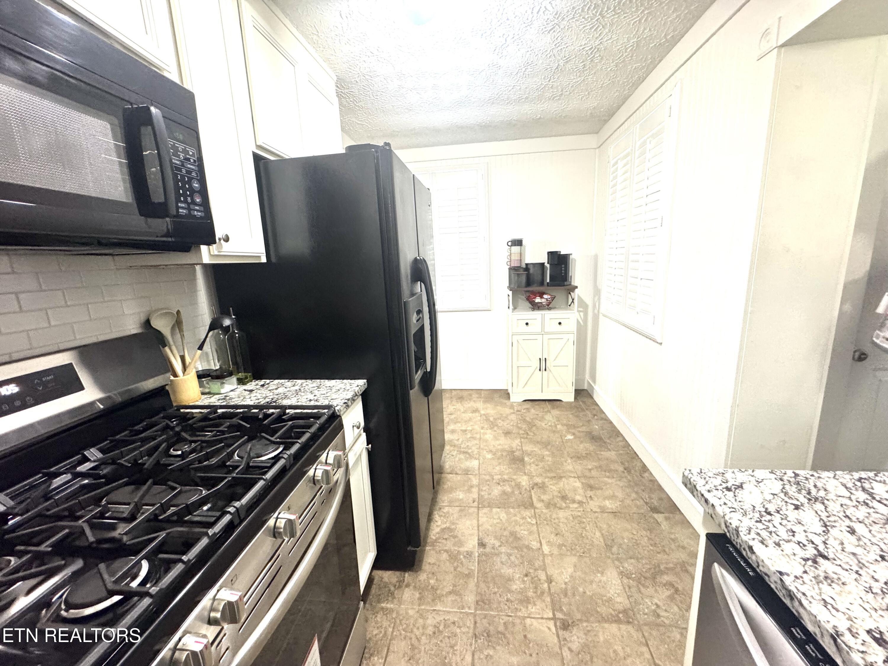 130 Crescent Road Norris TN 37828