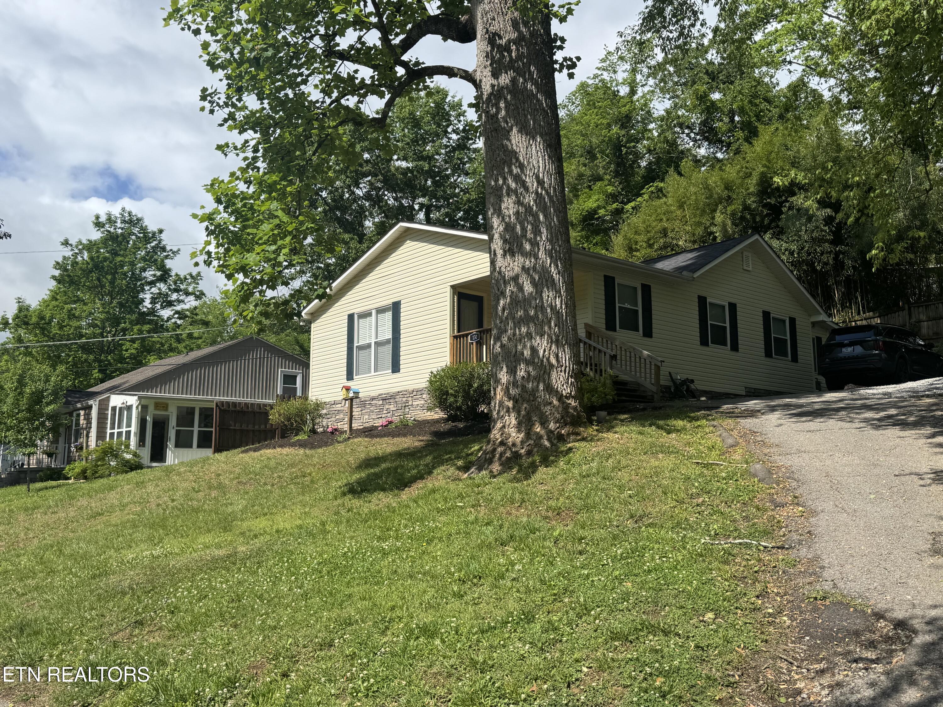 130 Crescent Road Norris TN 37828