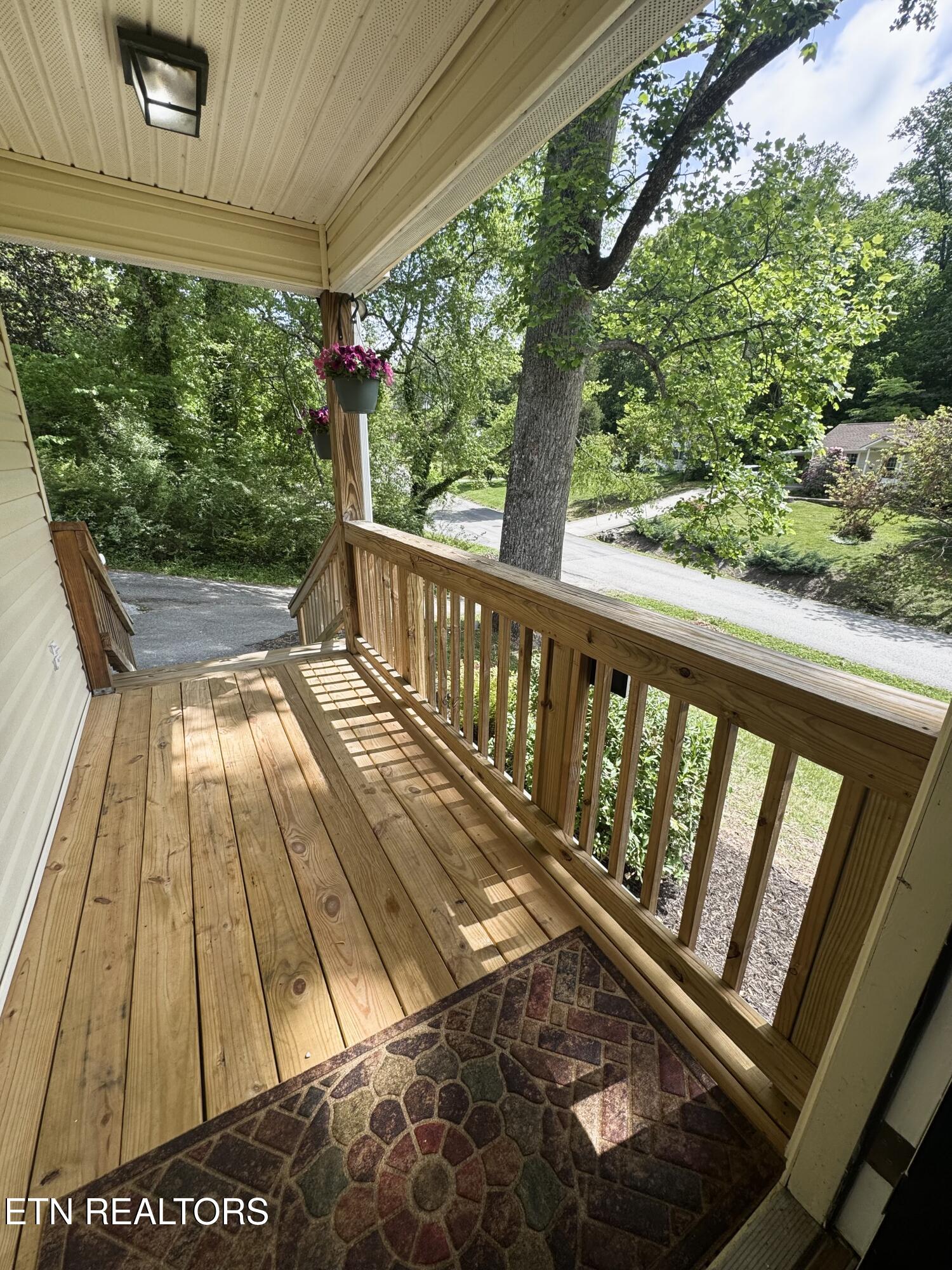 130 Crescent Road Norris TN 37828