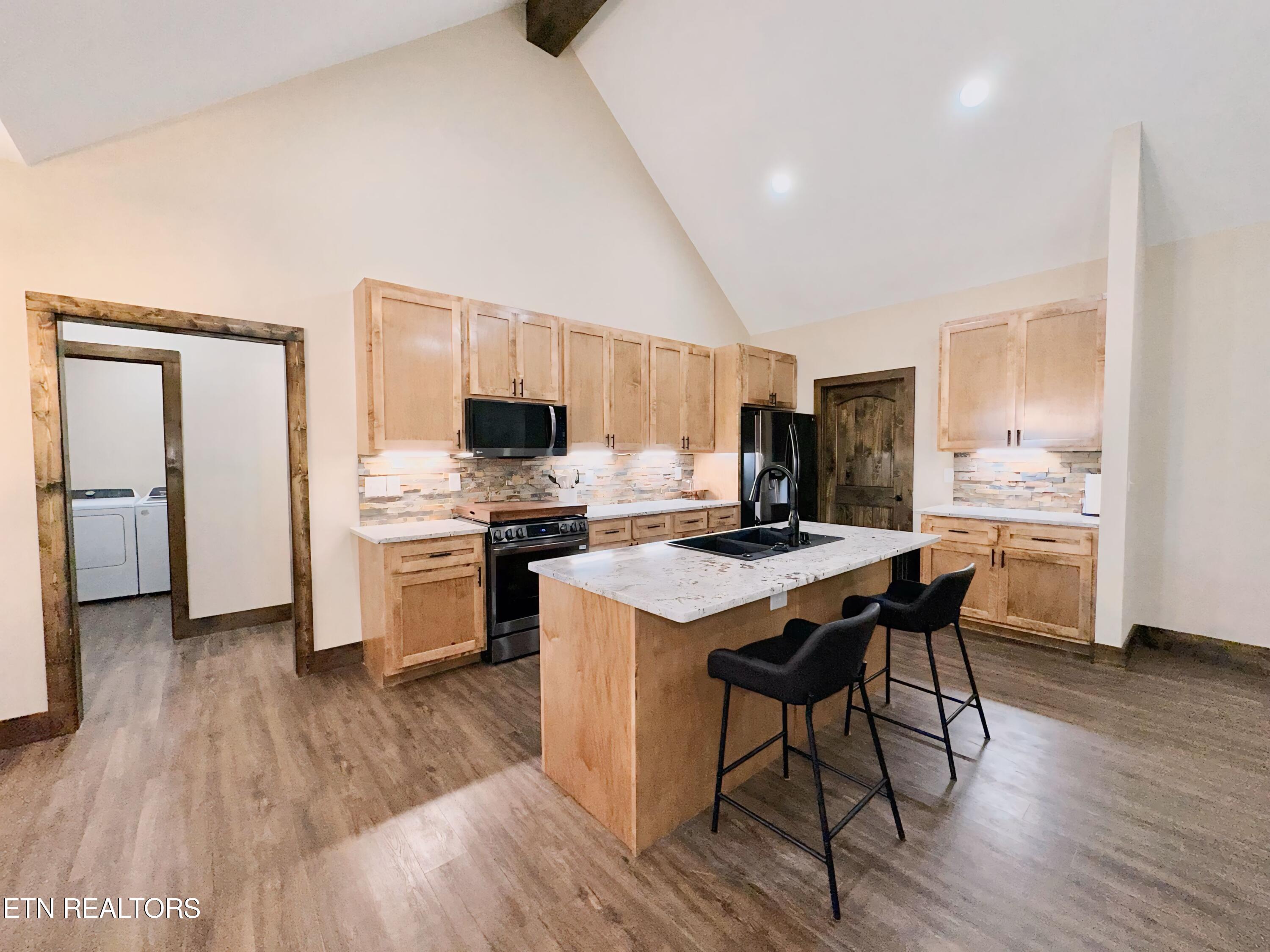 1063 Wilderness Road Friendsville TN 37737