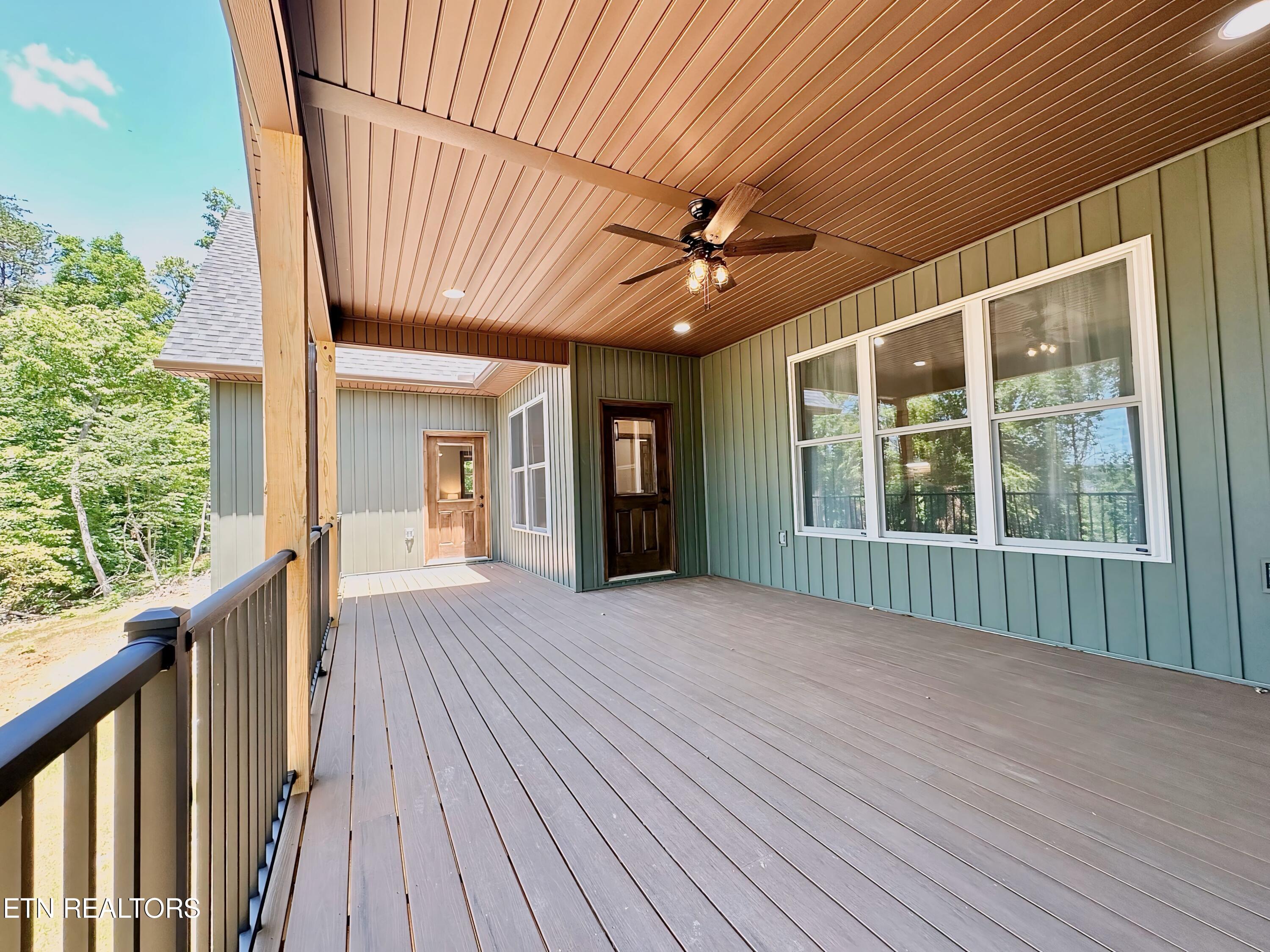 1063 Wilderness Road Friendsville TN 37737