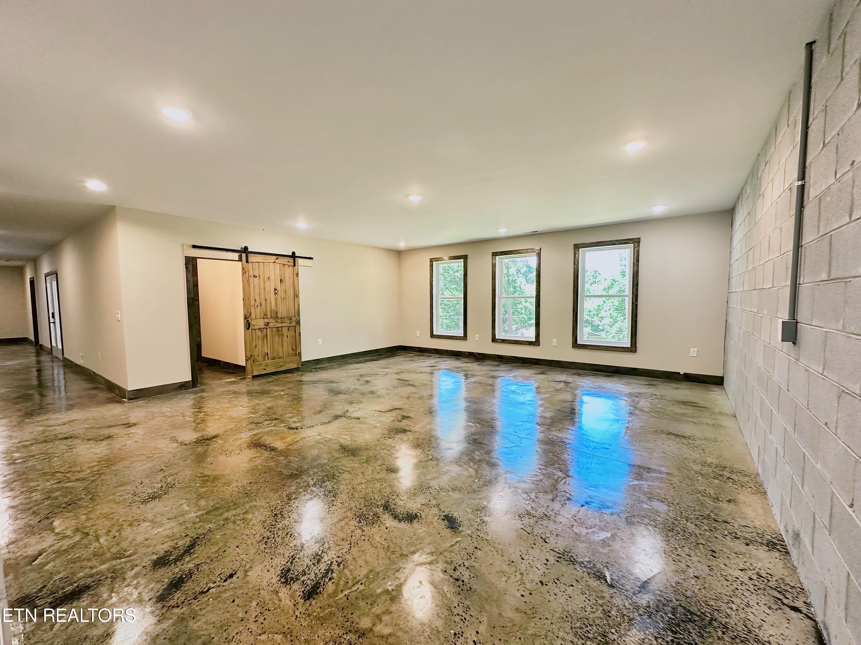 1063 Wilderness Road Friendsville TN 37737