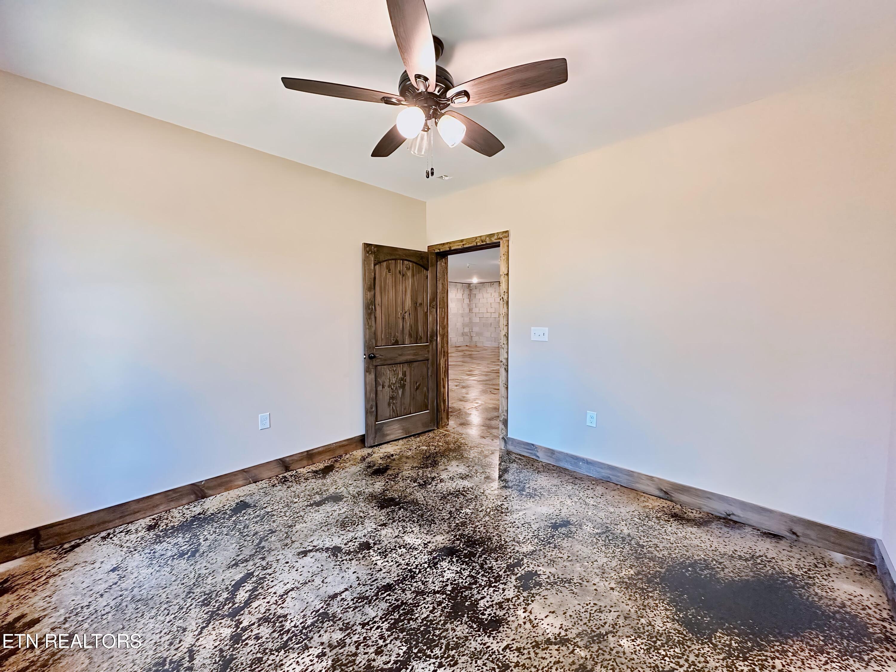 1063 Wilderness Road Friendsville TN 37737
