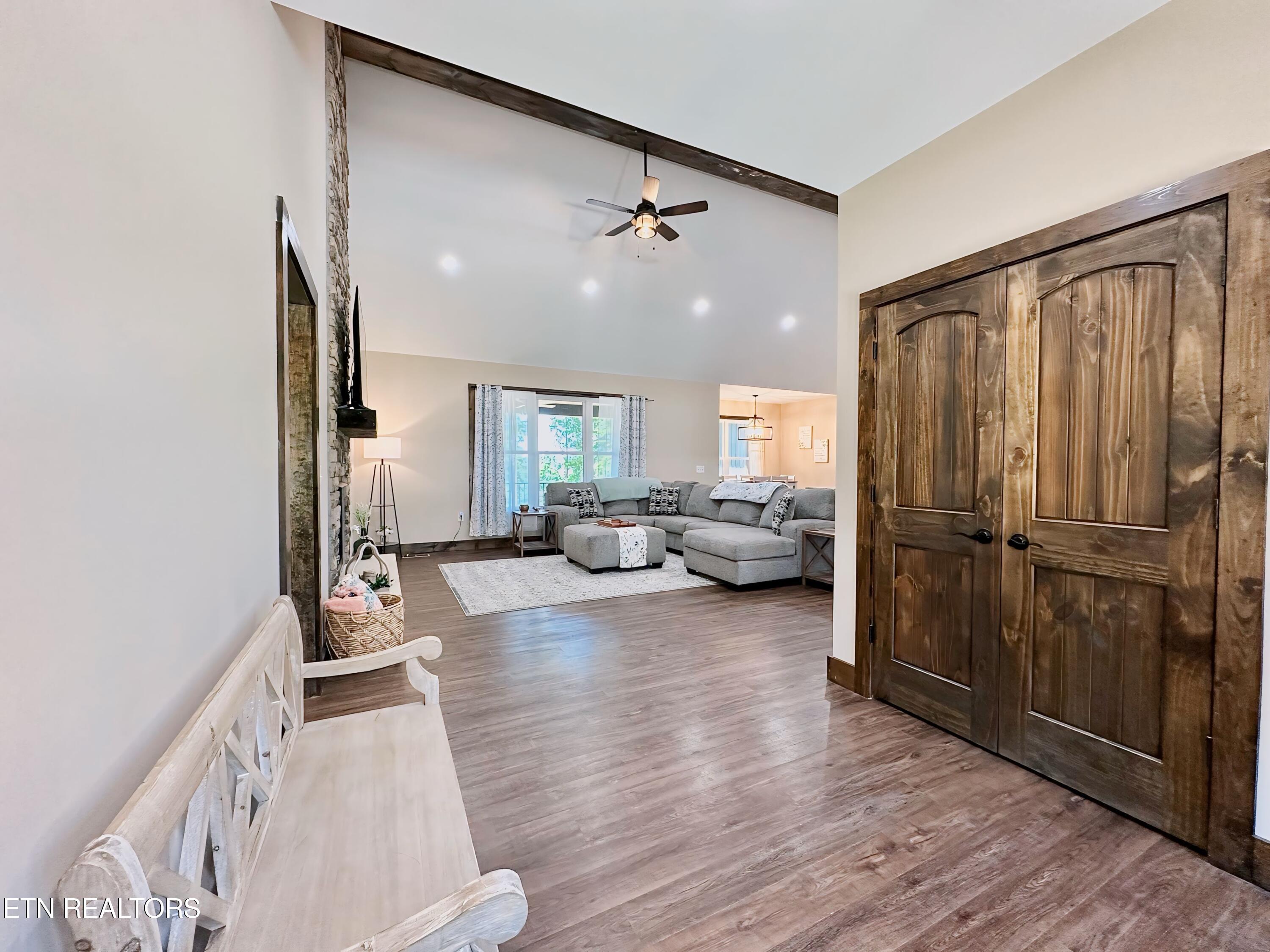 1063 Wilderness Road Friendsville TN 37737