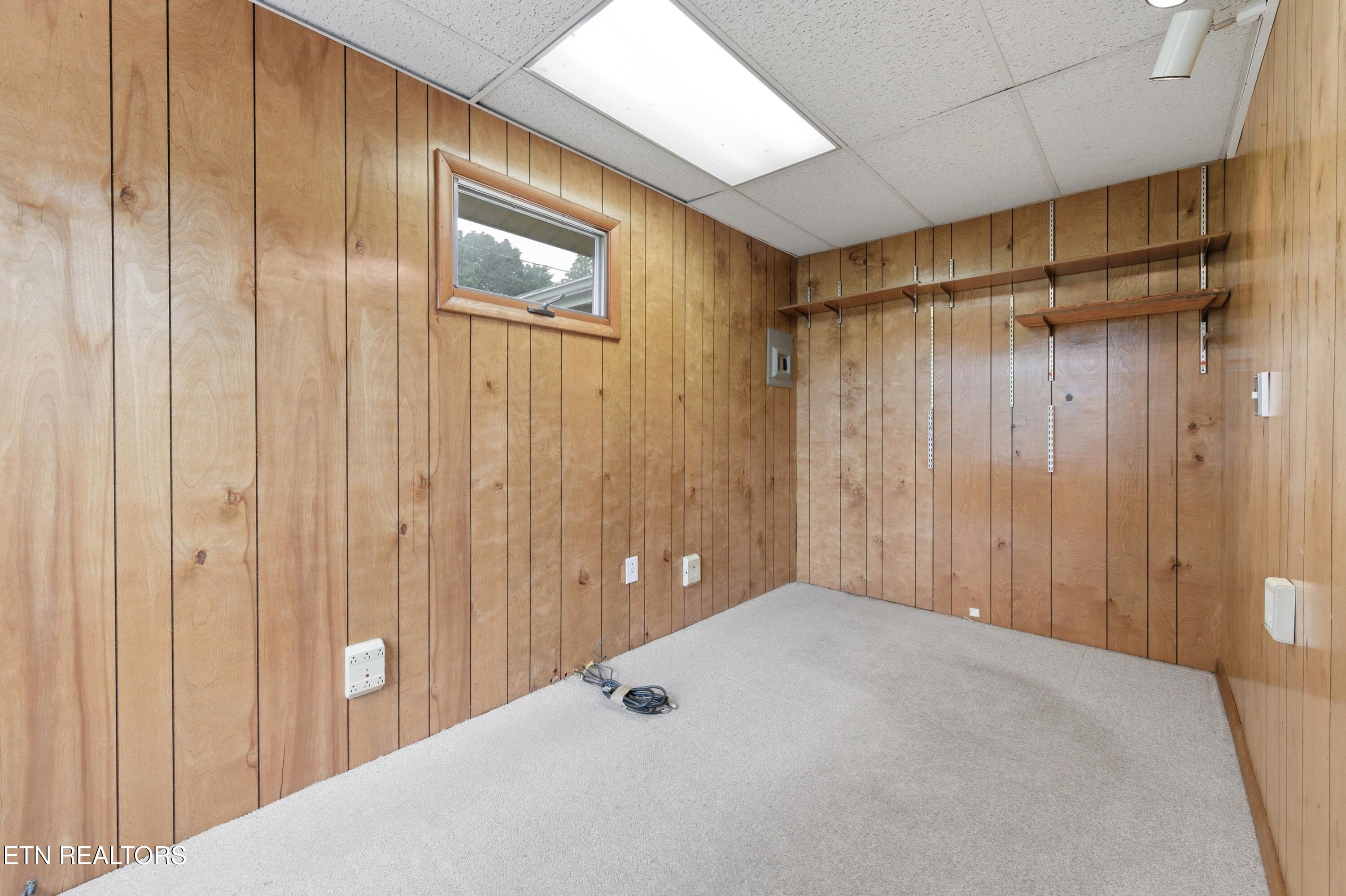 824 NE Woodview Drive Knoxville TN 37912