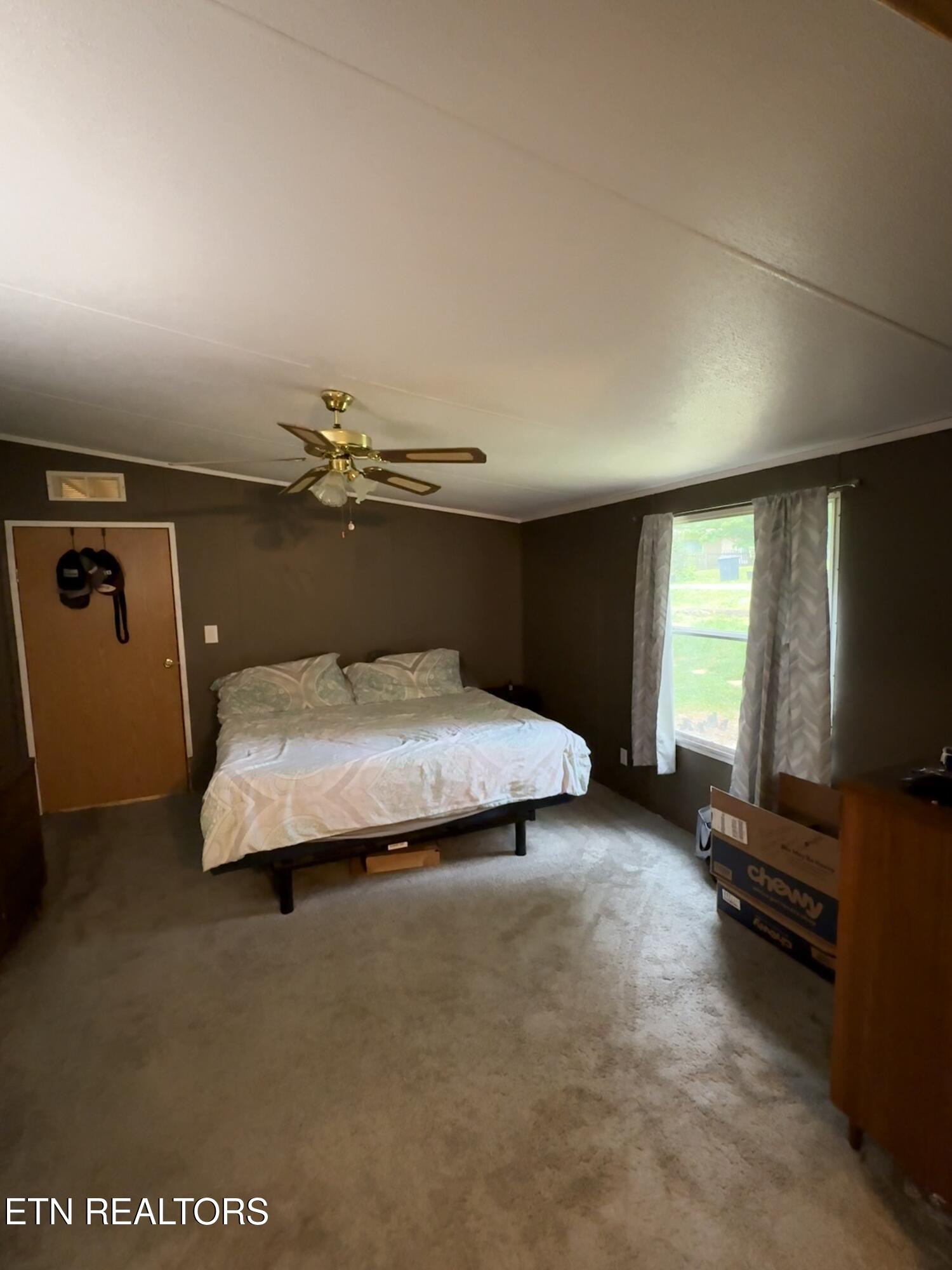 904 Woodview Way Strawberry Plains TN 37871