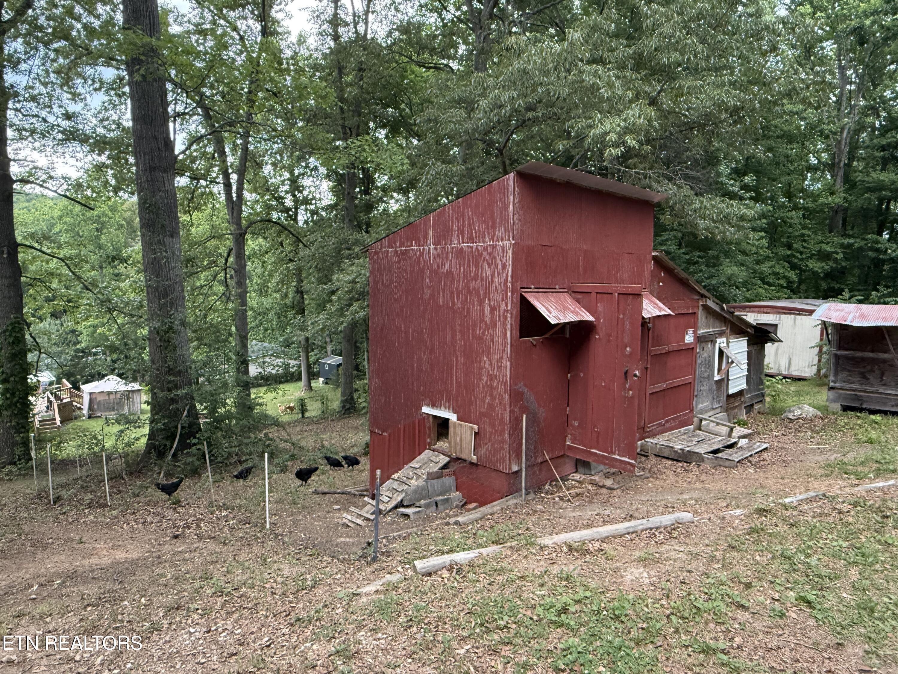 904 Woodview Way Strawberry Plains TN 37871