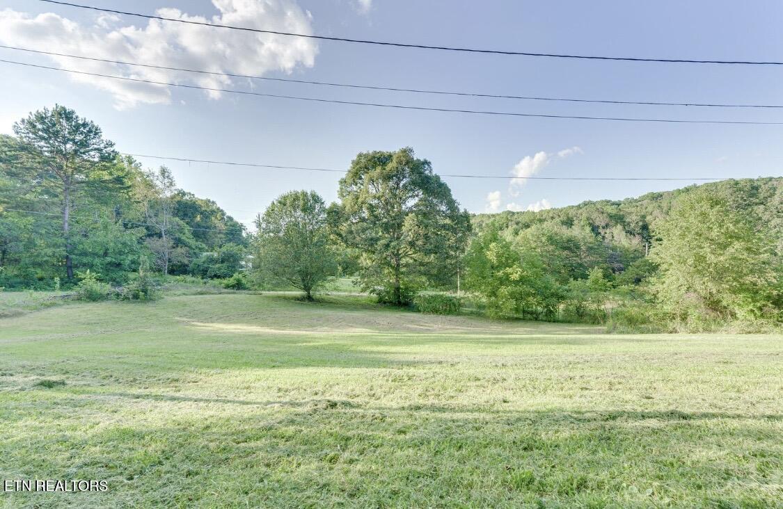 904 Woodview Way Strawberry Plains TN 37871