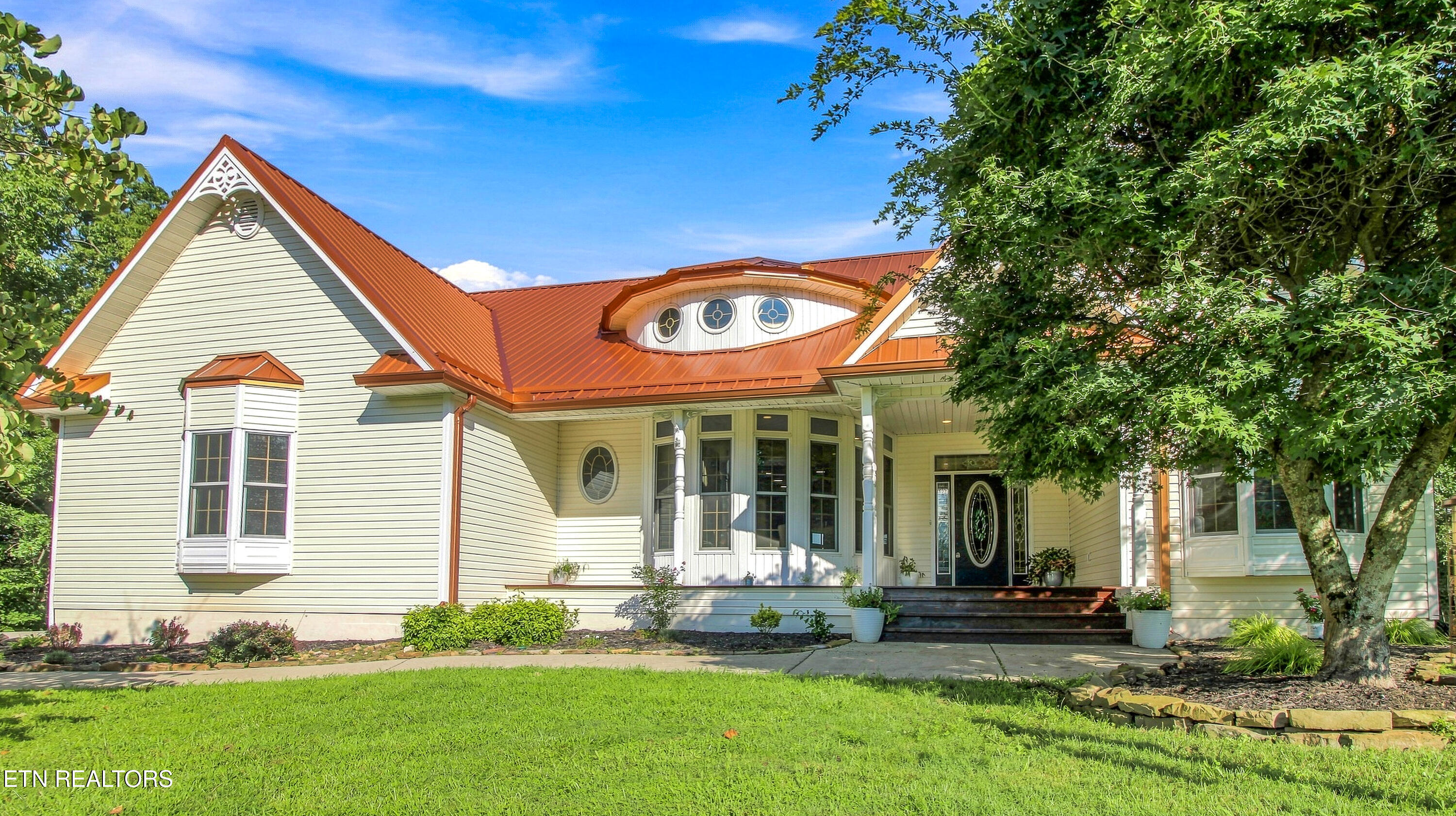 286 Bobcat Trail Caryville TN 37714