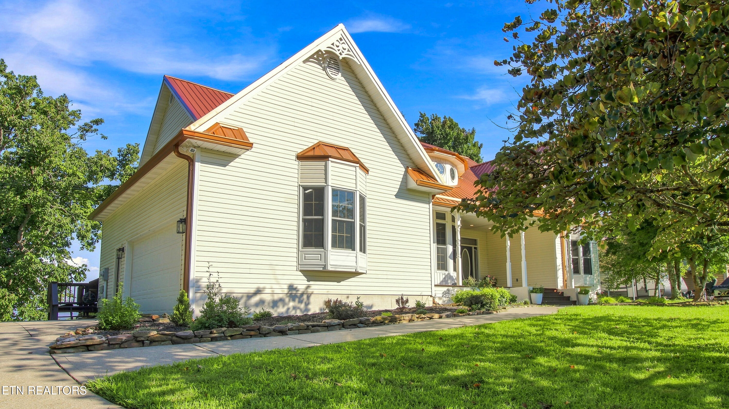 286 Bobcat Trail Caryville TN 37714