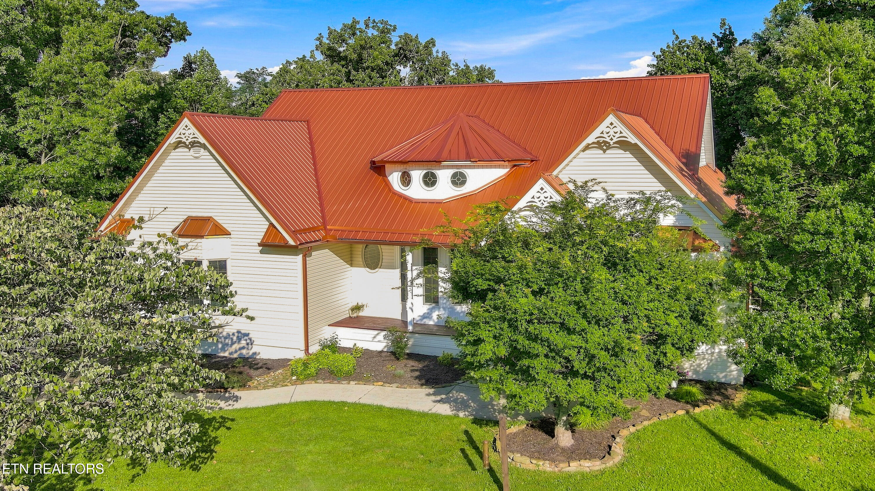 286 Bobcat Trail Caryville TN 37714