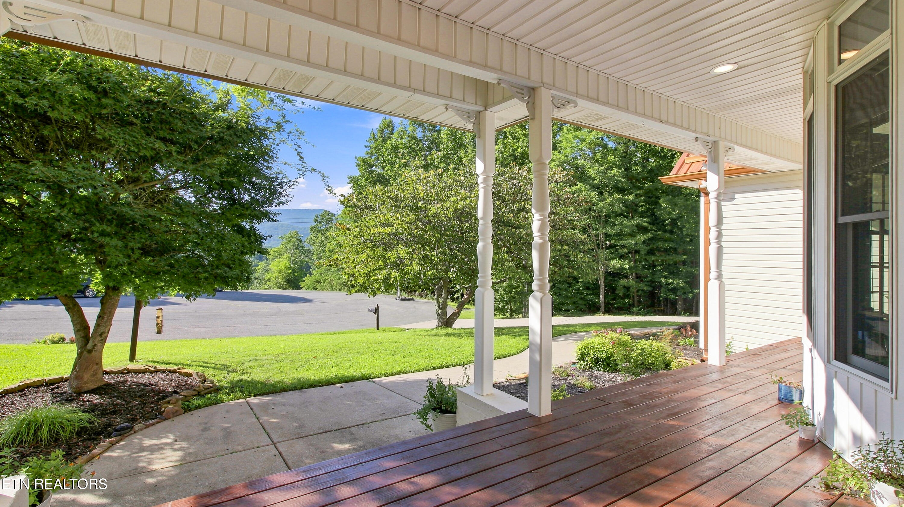 286 Bobcat Trail Caryville TN 37714