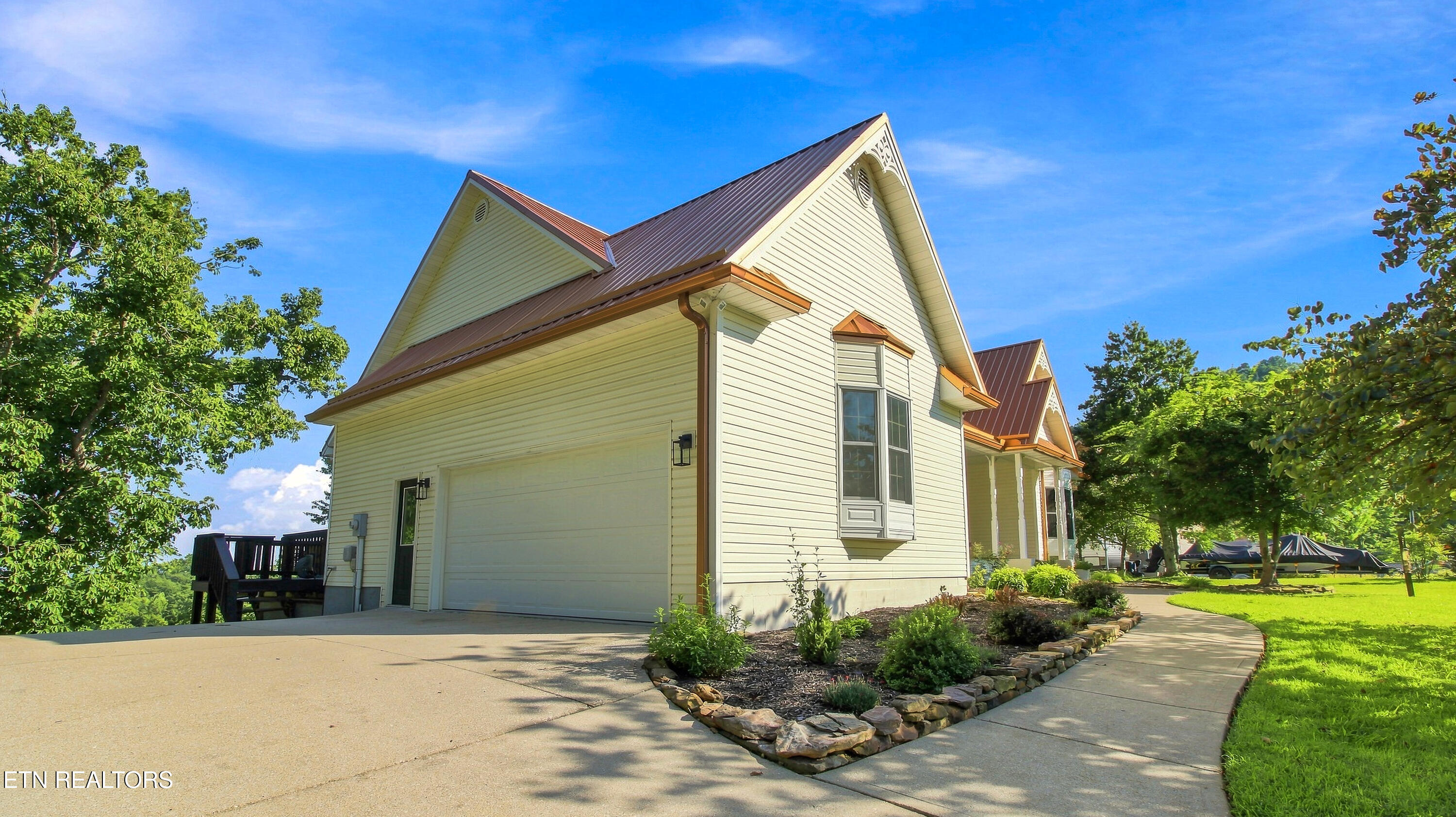 286 Bobcat Trail Caryville TN 37714