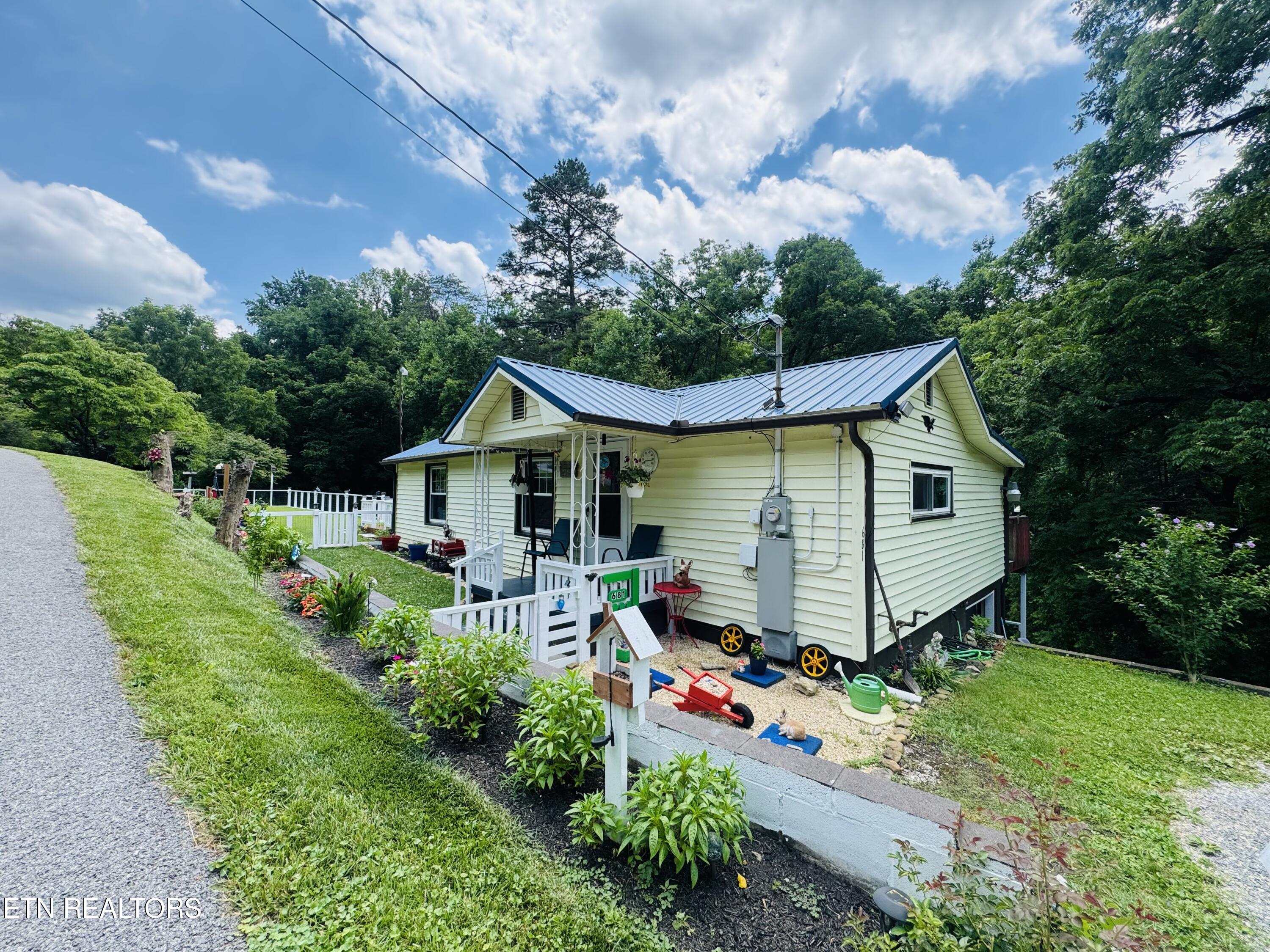 681 Island Cove Road Rocky Top TN 37769