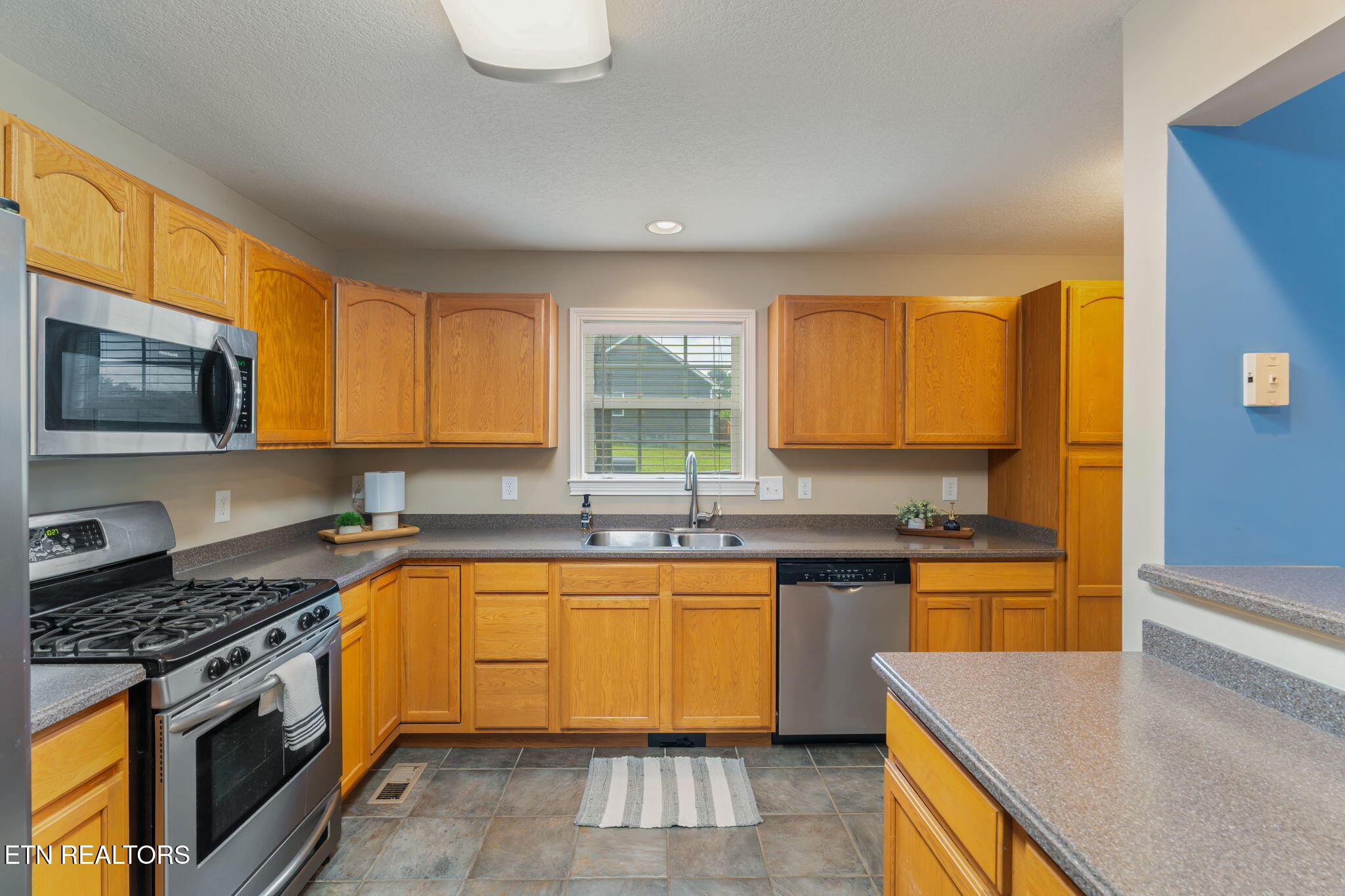 132 Edgewood Drive Powell TN 37849