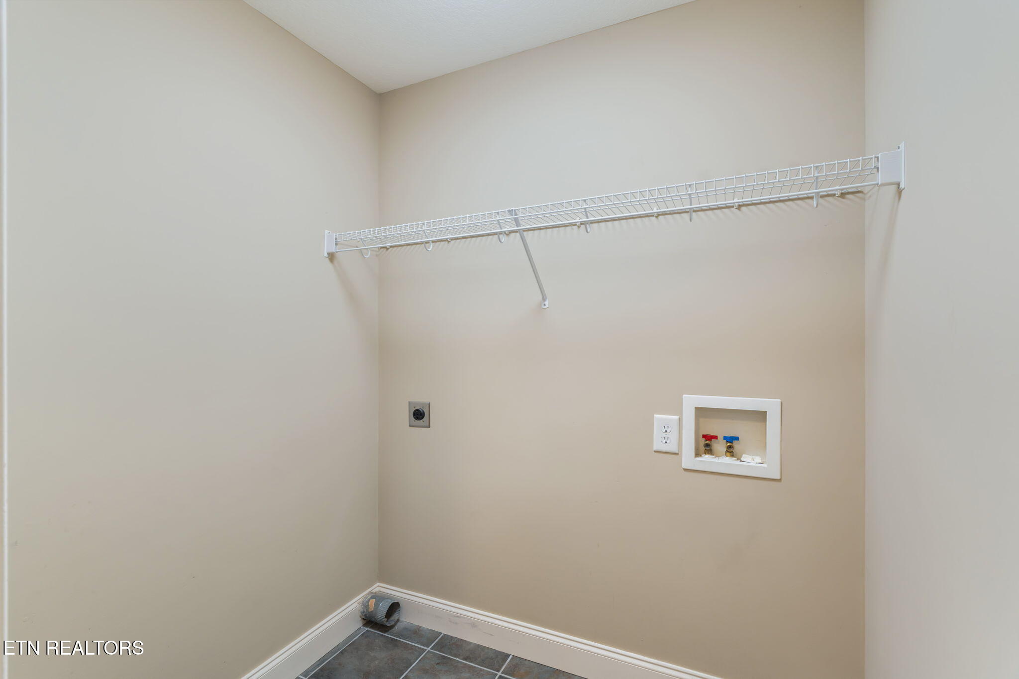 132 Edgewood Drive Powell TN 37849