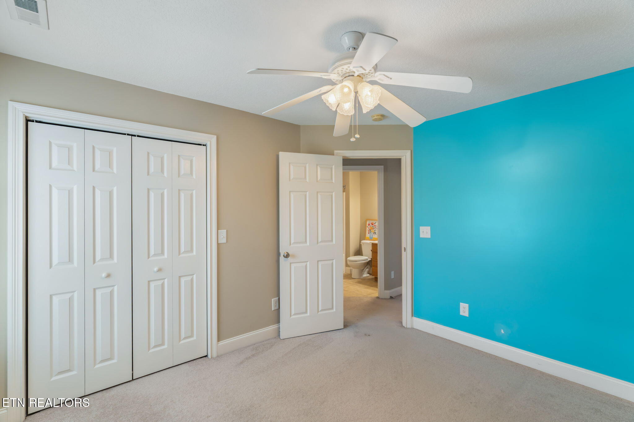 132 Edgewood Drive Powell TN 37849
