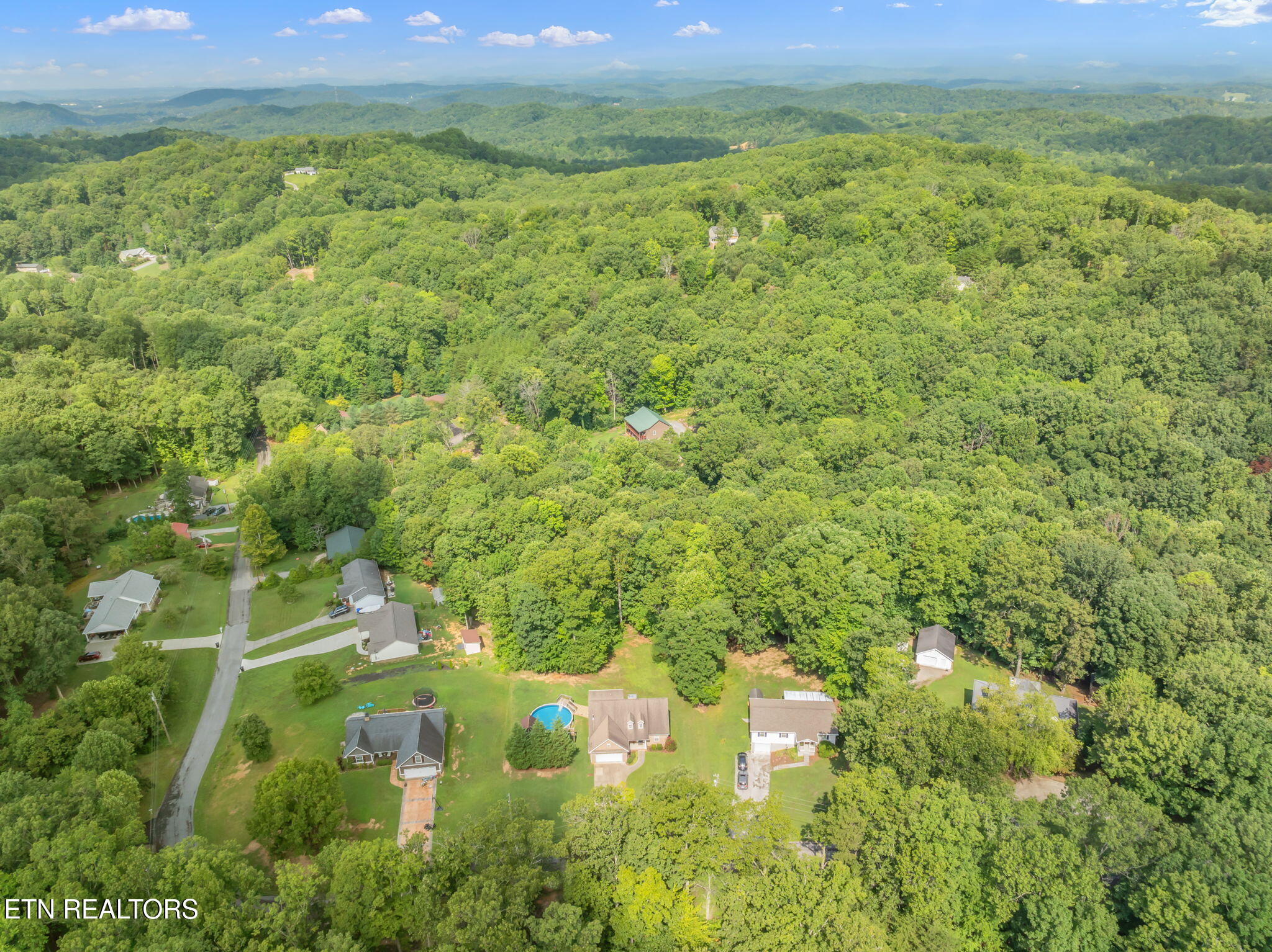 132 Edgewood Drive Powell TN 37849
