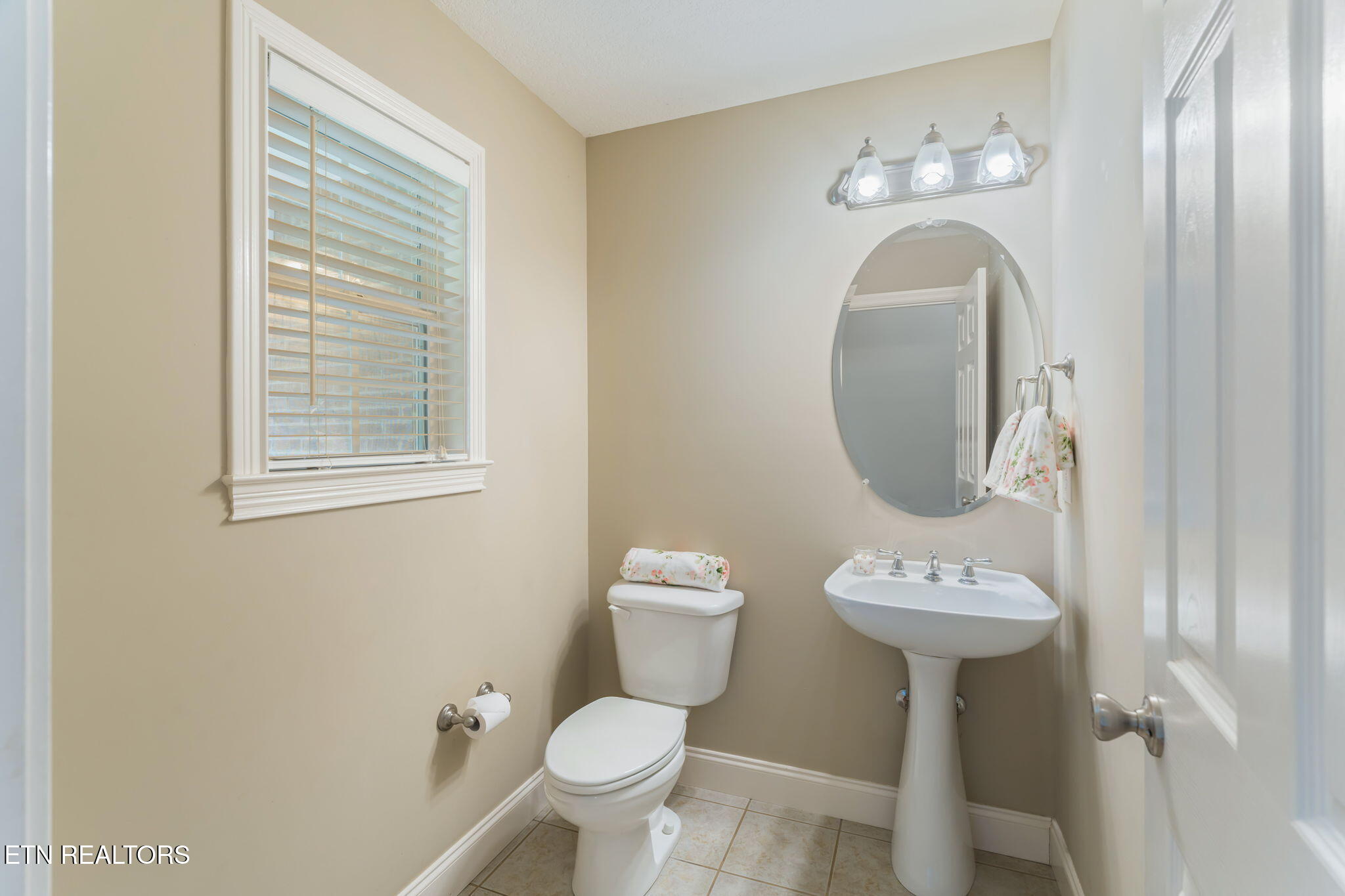 132 Edgewood Drive Powell TN 37849