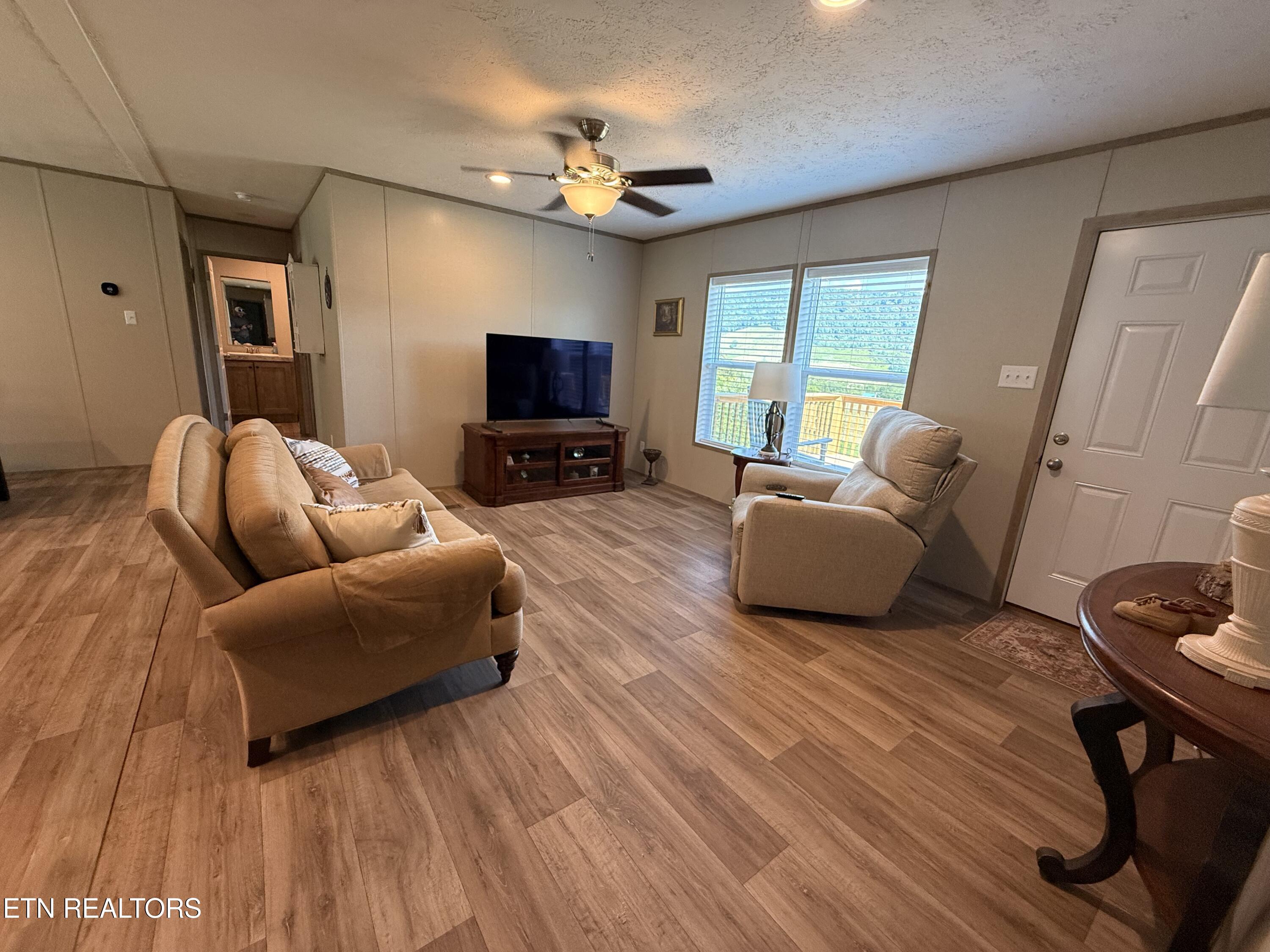 4194 Little Sycamore Road Tazewell TN 37879