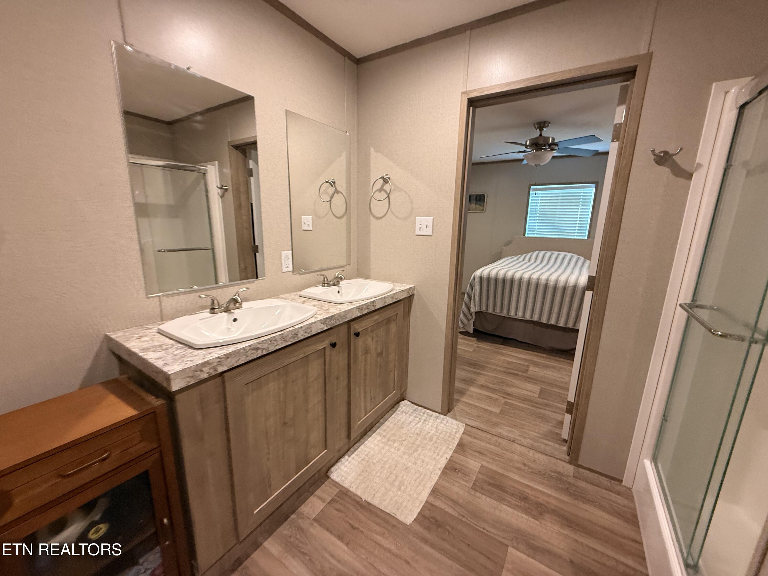 4194 Little Sycamore Road Tazewell TN 37879