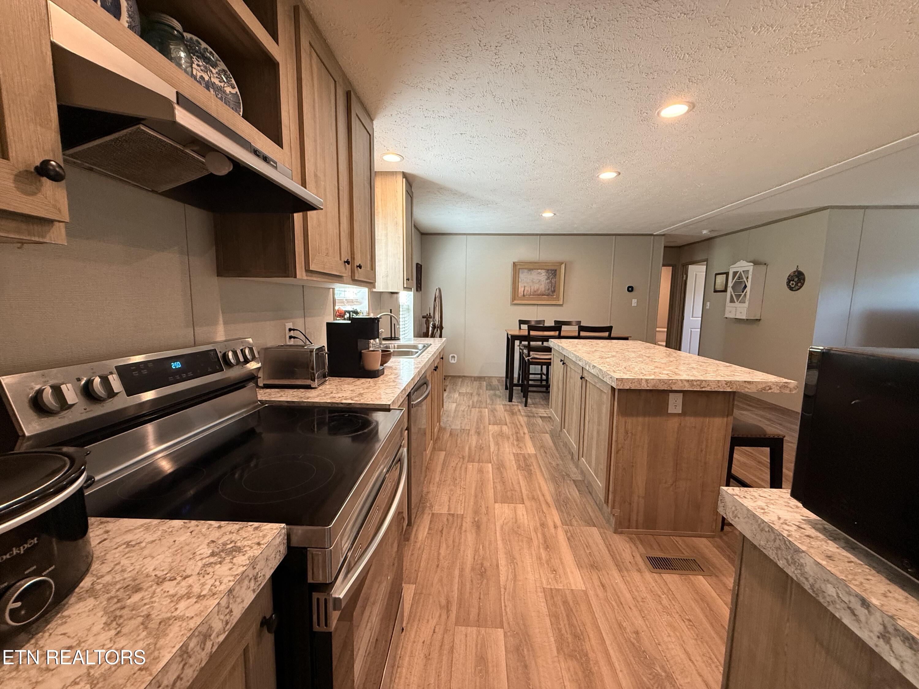 4194 Little Sycamore Road Tazewell TN 37879