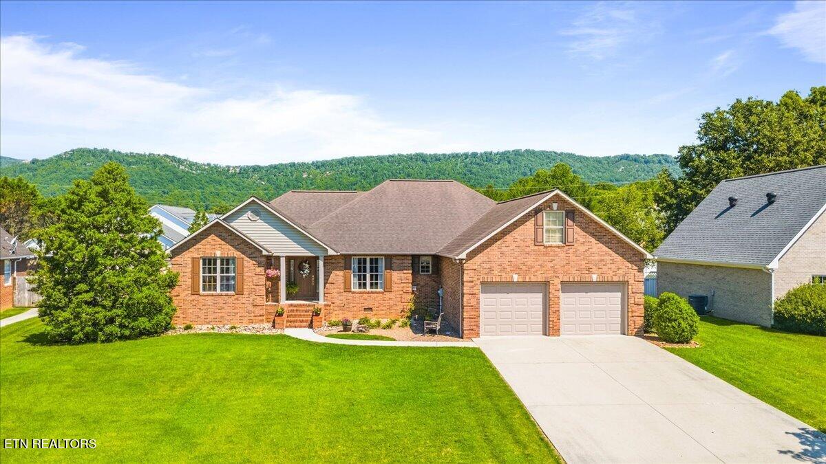 263 Preston Circle Jacksboro TN 37757