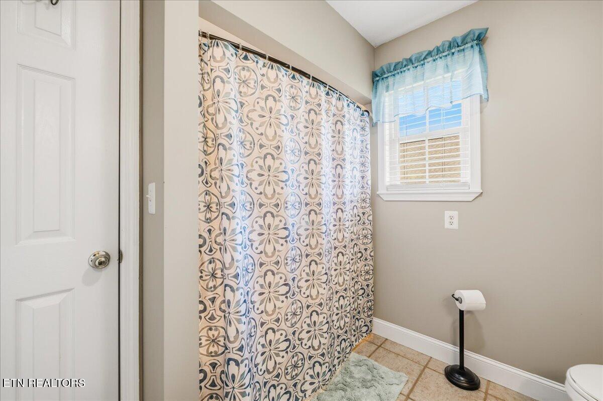 263 Preston Circle Jacksboro TN 37757