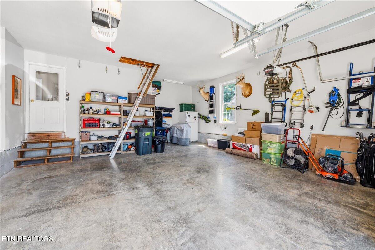 263 Preston Circle Jacksboro TN 37757