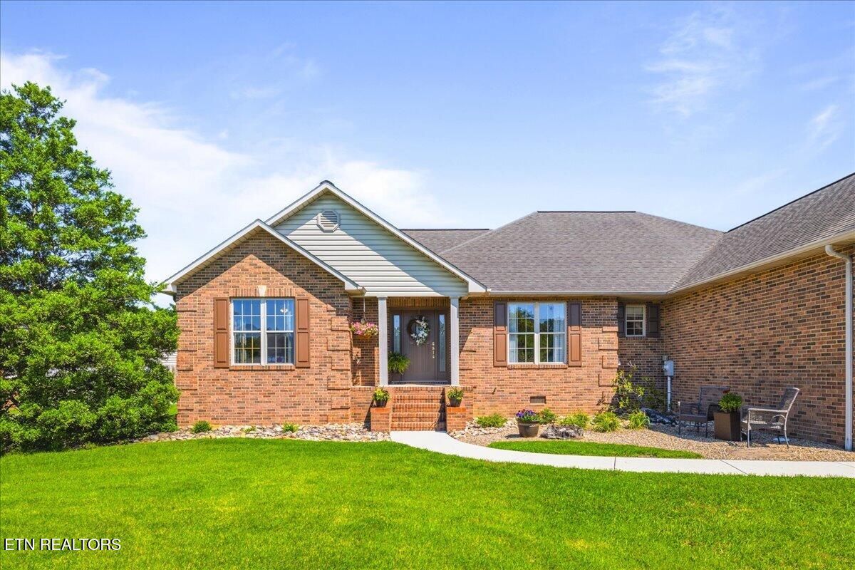 263 Preston Circle Jacksboro TN 37757
