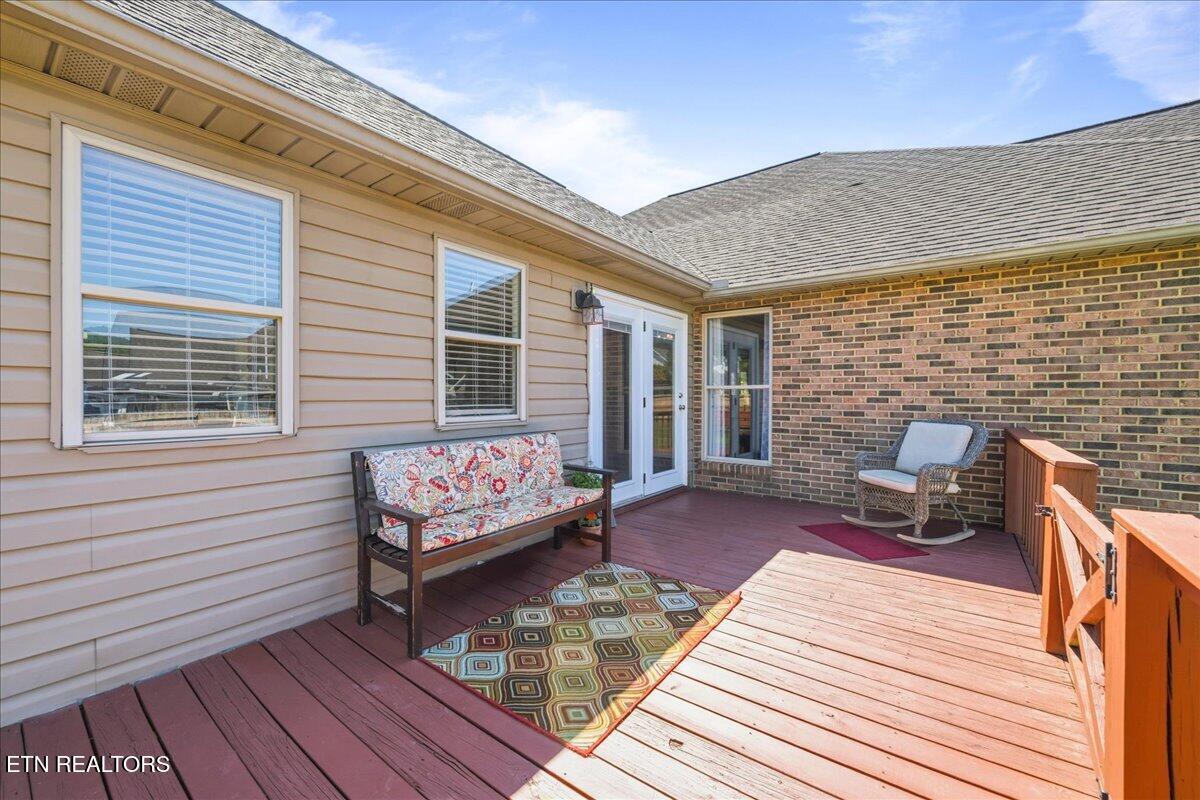 263 Preston Circle Jacksboro TN 37757