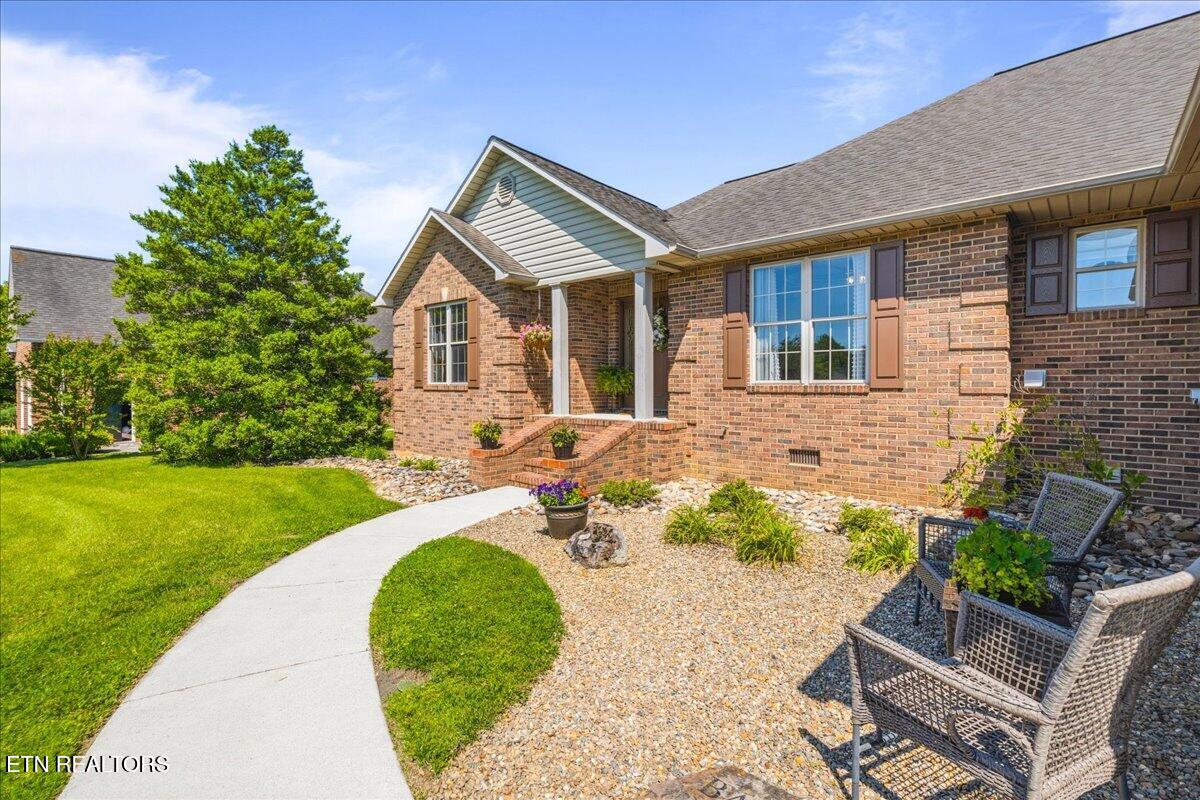 263 Preston Circle Jacksboro TN 37757
