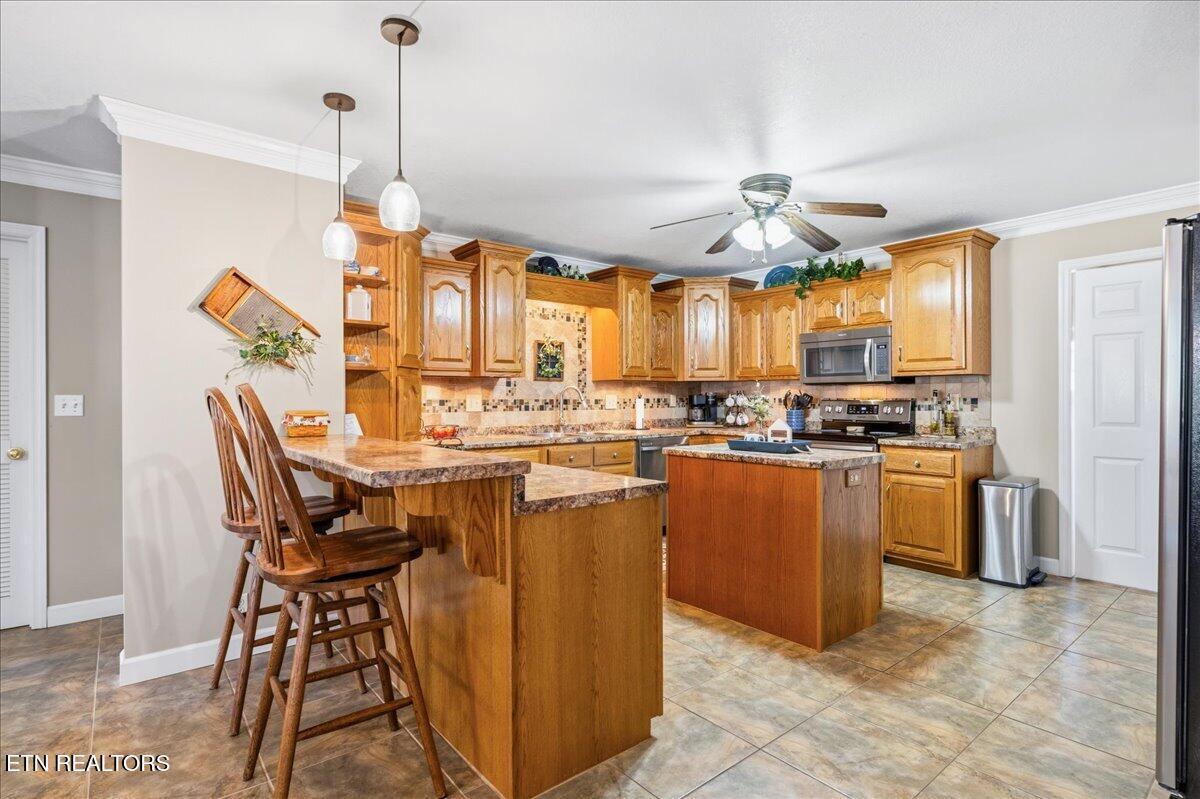 263 Preston Circle Jacksboro TN 37757