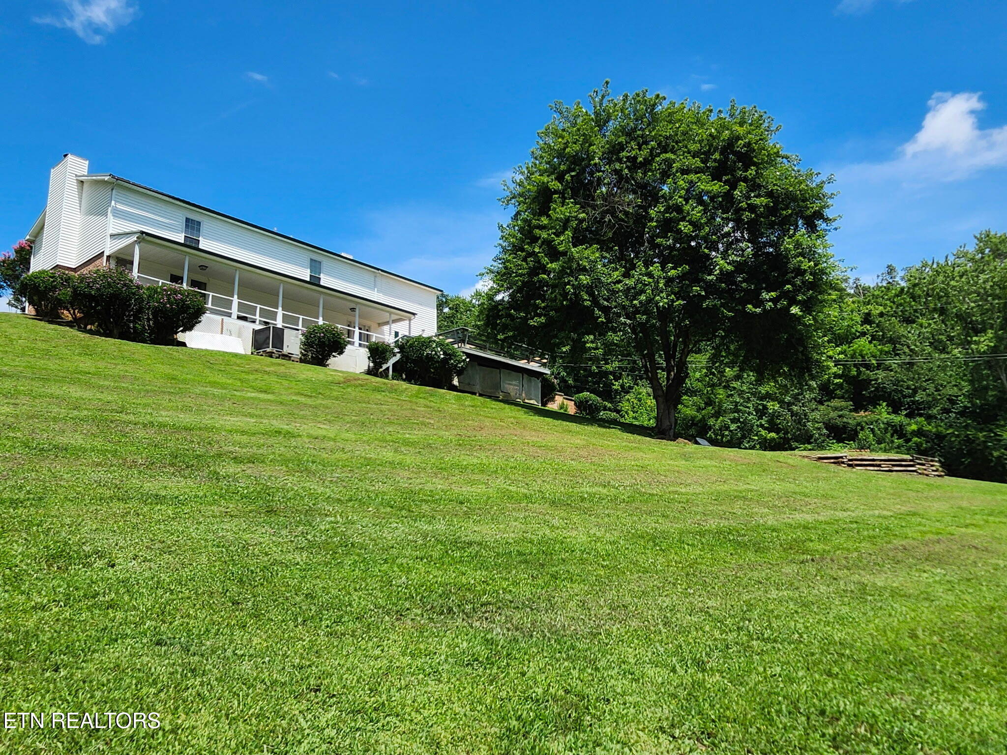 2005 Bluff Road Harriman TN 37748