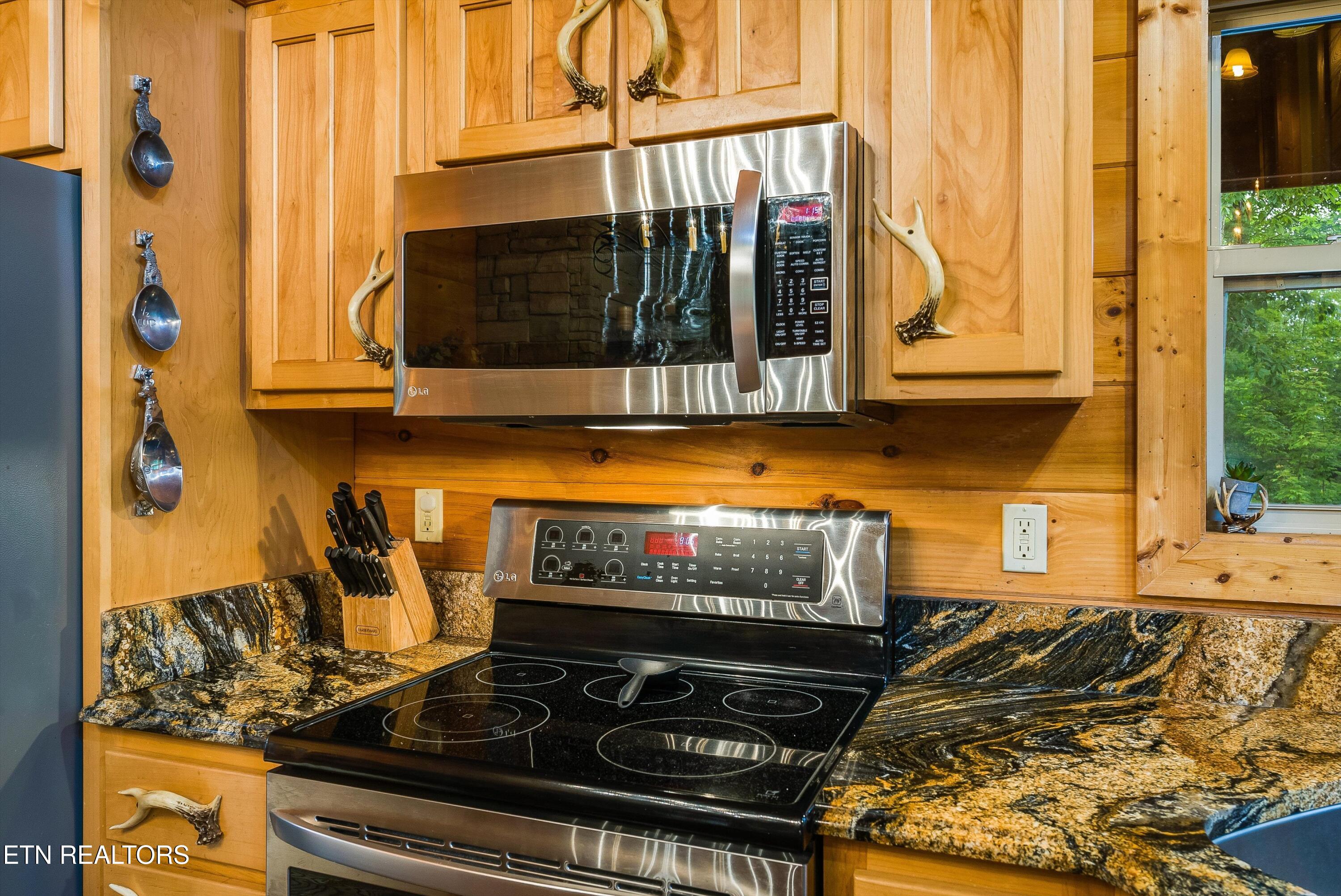 2650 Grassy Branch Loop Sevierville TN 37876