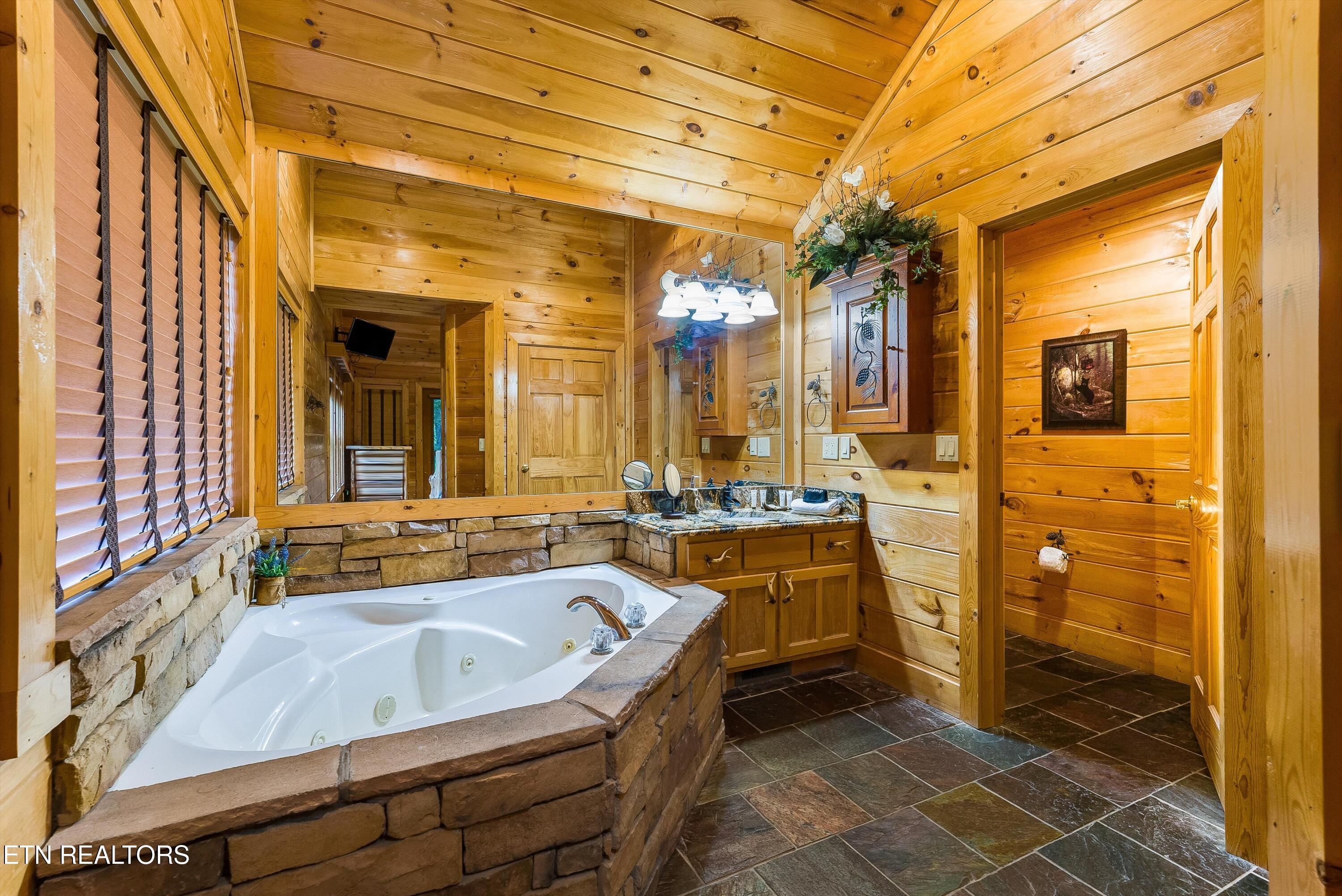 2650 Grassy Branch Loop Sevierville TN 37876
