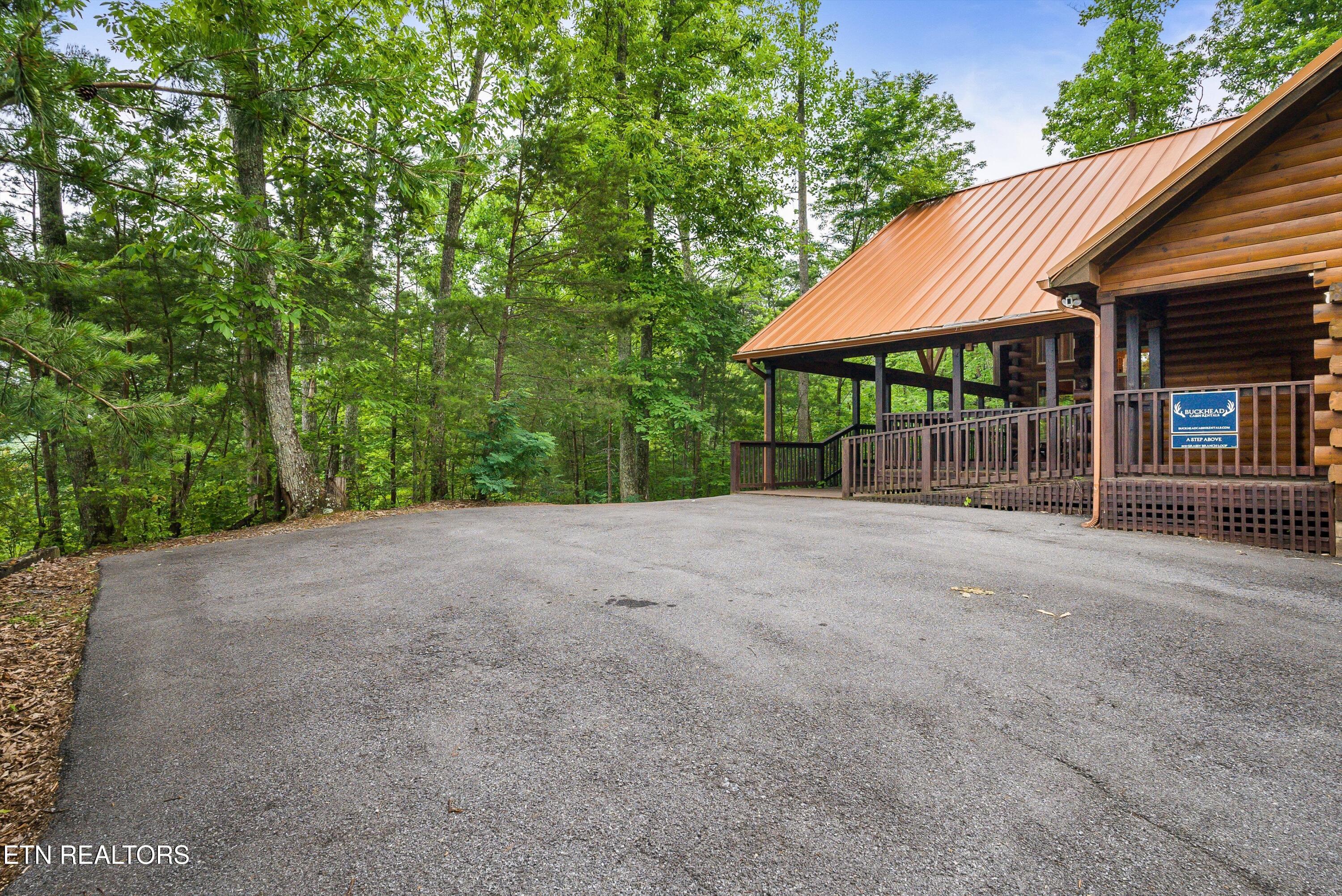 2650 Grassy Branch Loop Sevierville TN 37876
