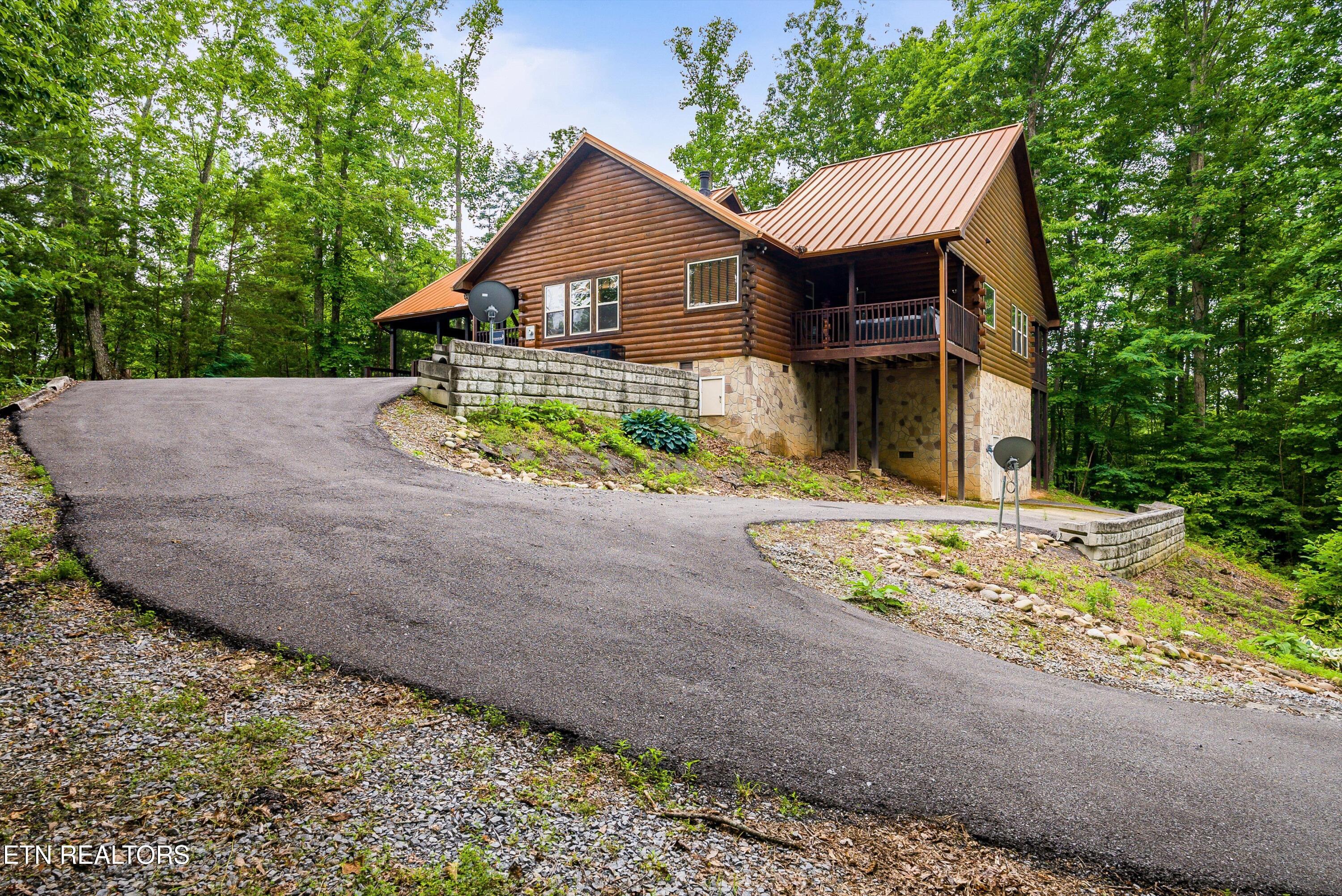 2650 Grassy Branch Loop Sevierville TN 37876
