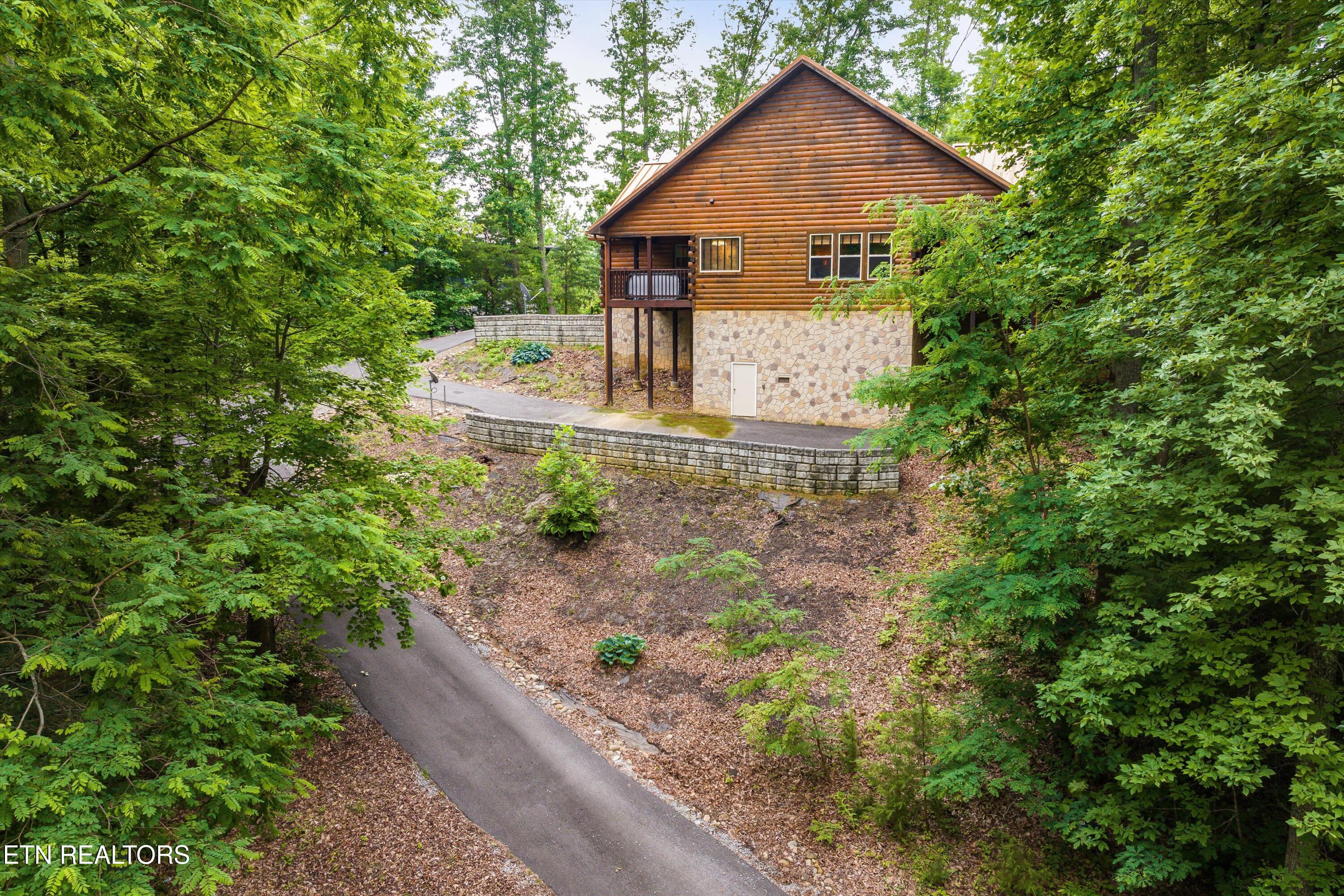 2650 Grassy Branch Loop Sevierville TN 37876