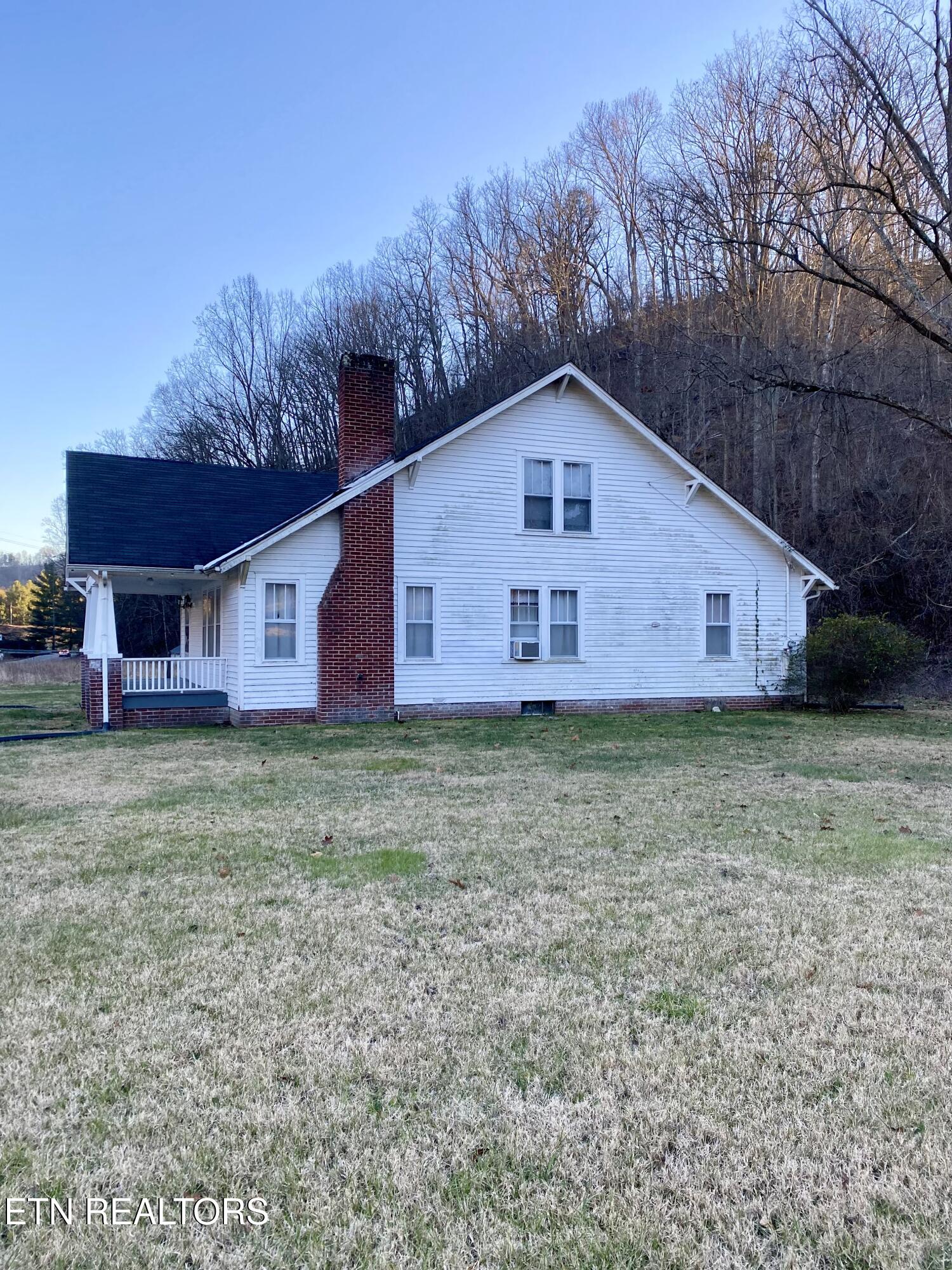 1818 Highway 61 Luttrell TN 37779