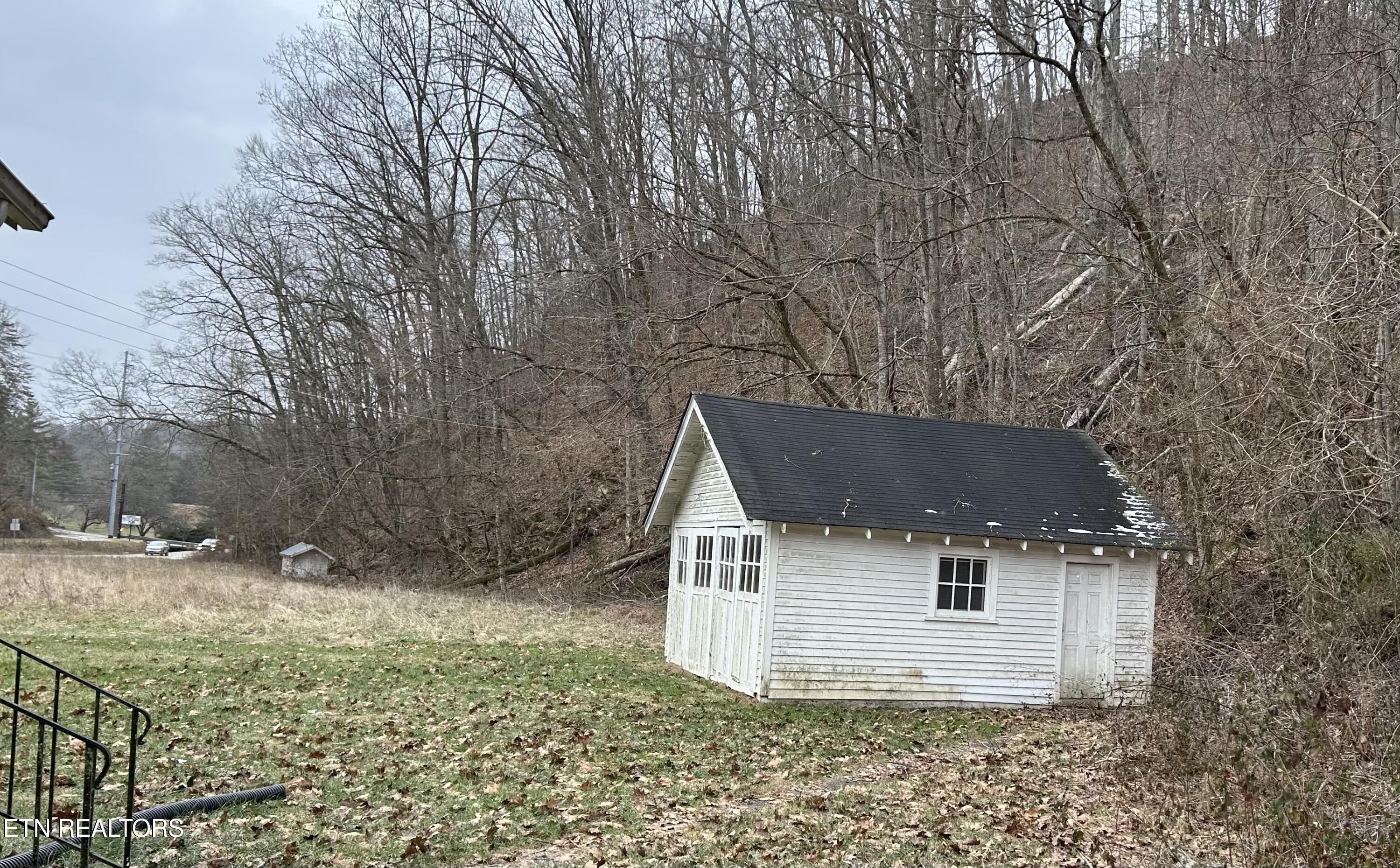 1818 Highway 61 Luttrell TN 37779