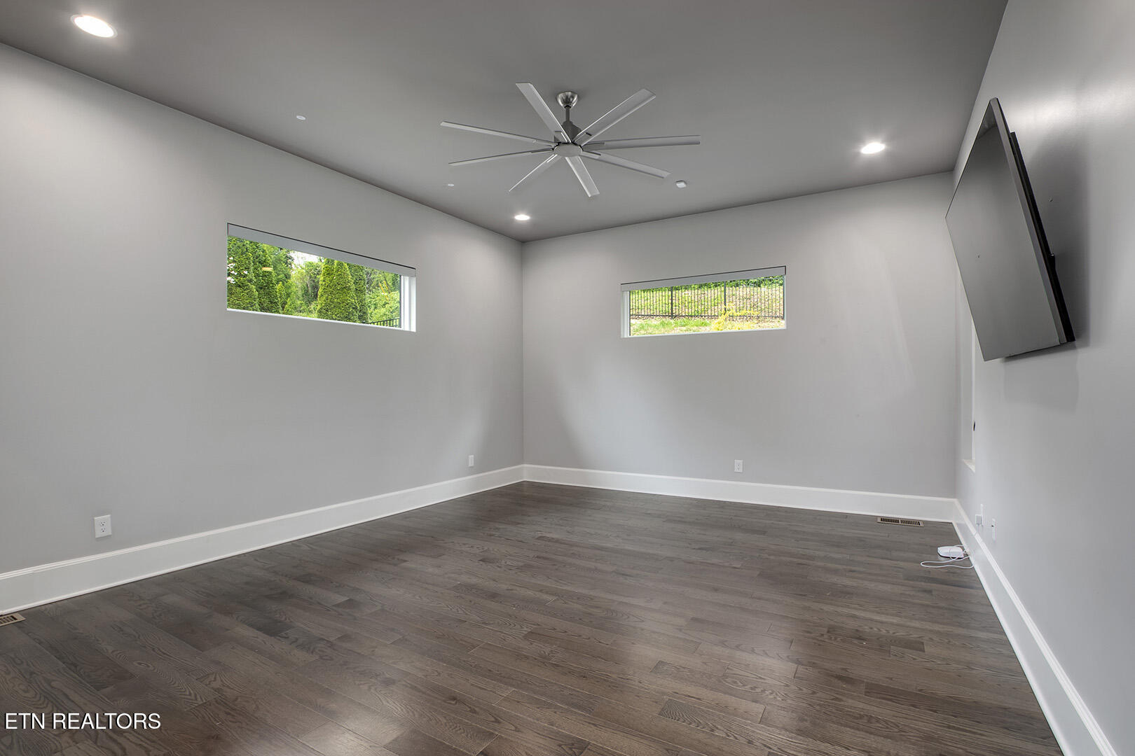 4037 SW Hiawatha Drive Knoxville TN 37919
