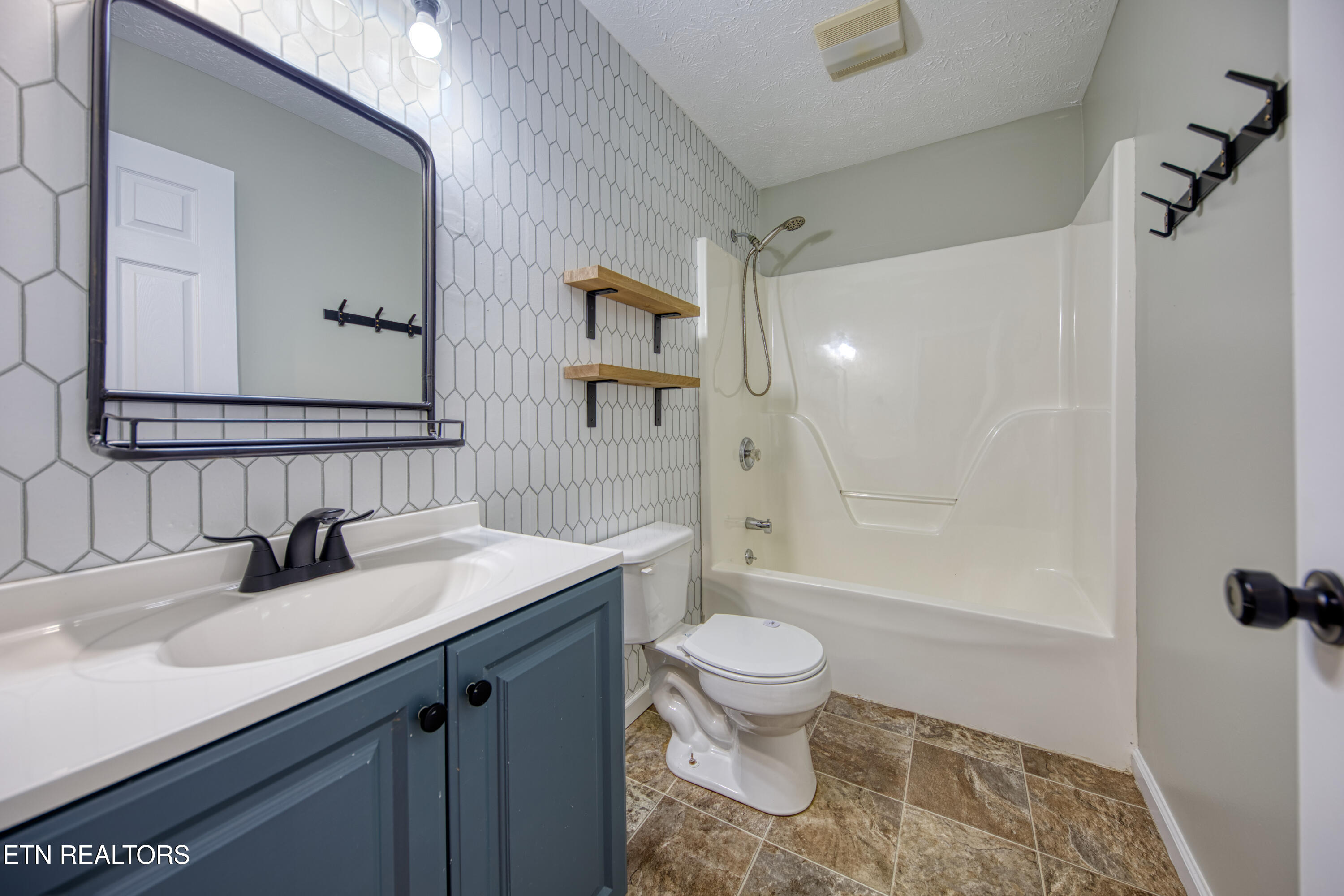 315 Landau Drive Maryville TN 37801