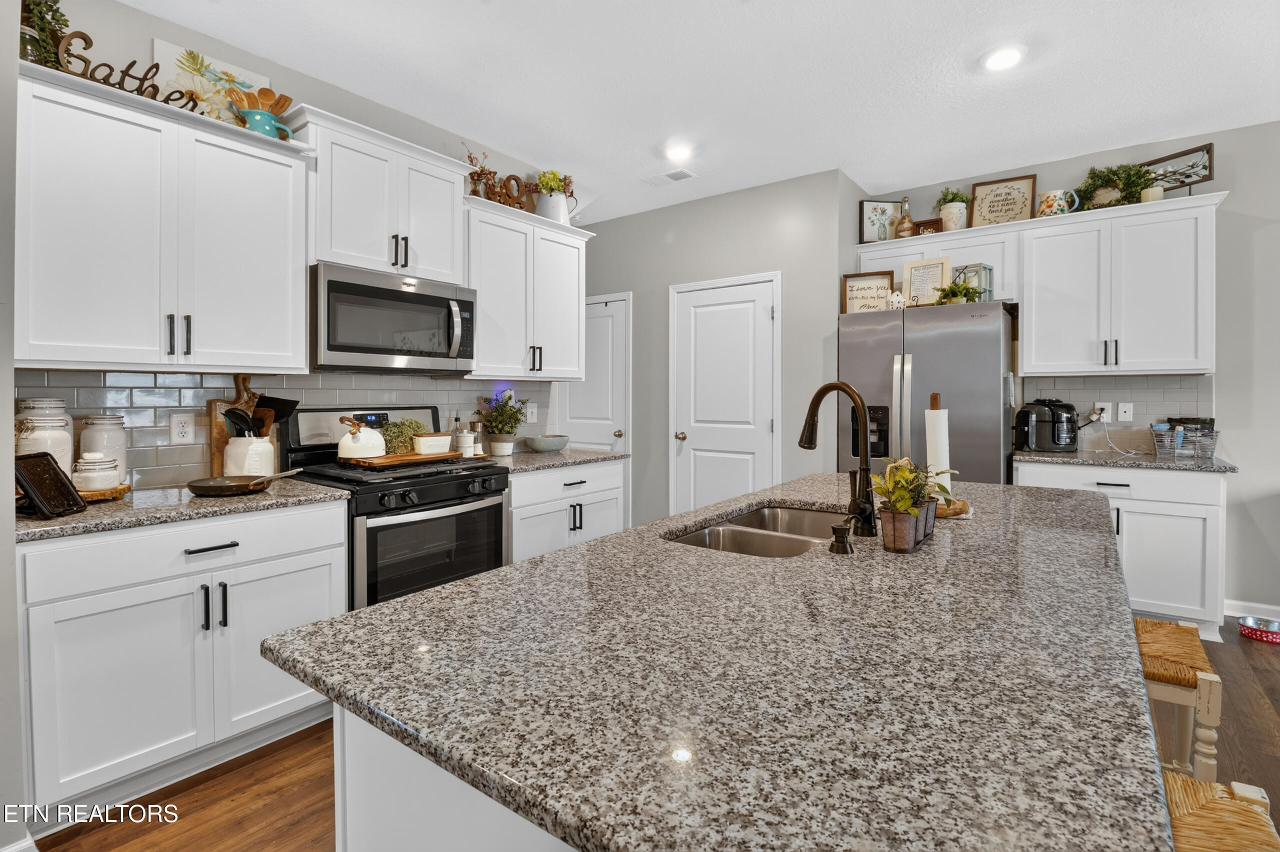 7 Cobblestone Court Clinton TN 37716