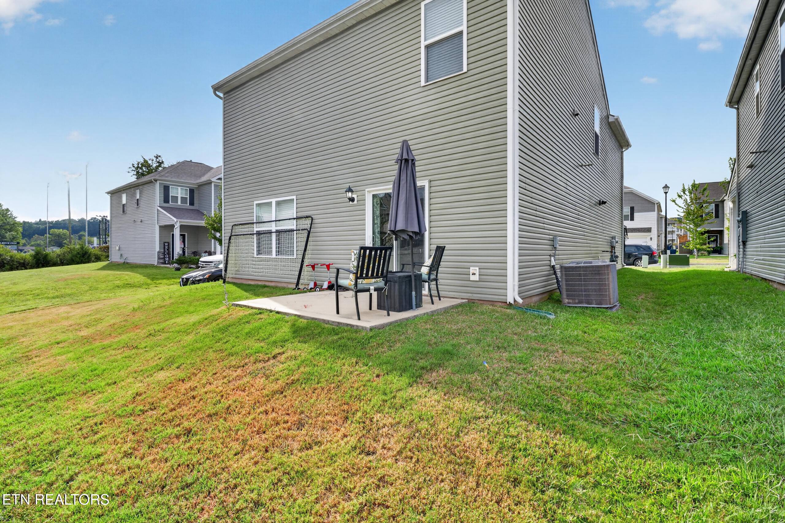 7 Cobblestone Court Clinton TN 37716