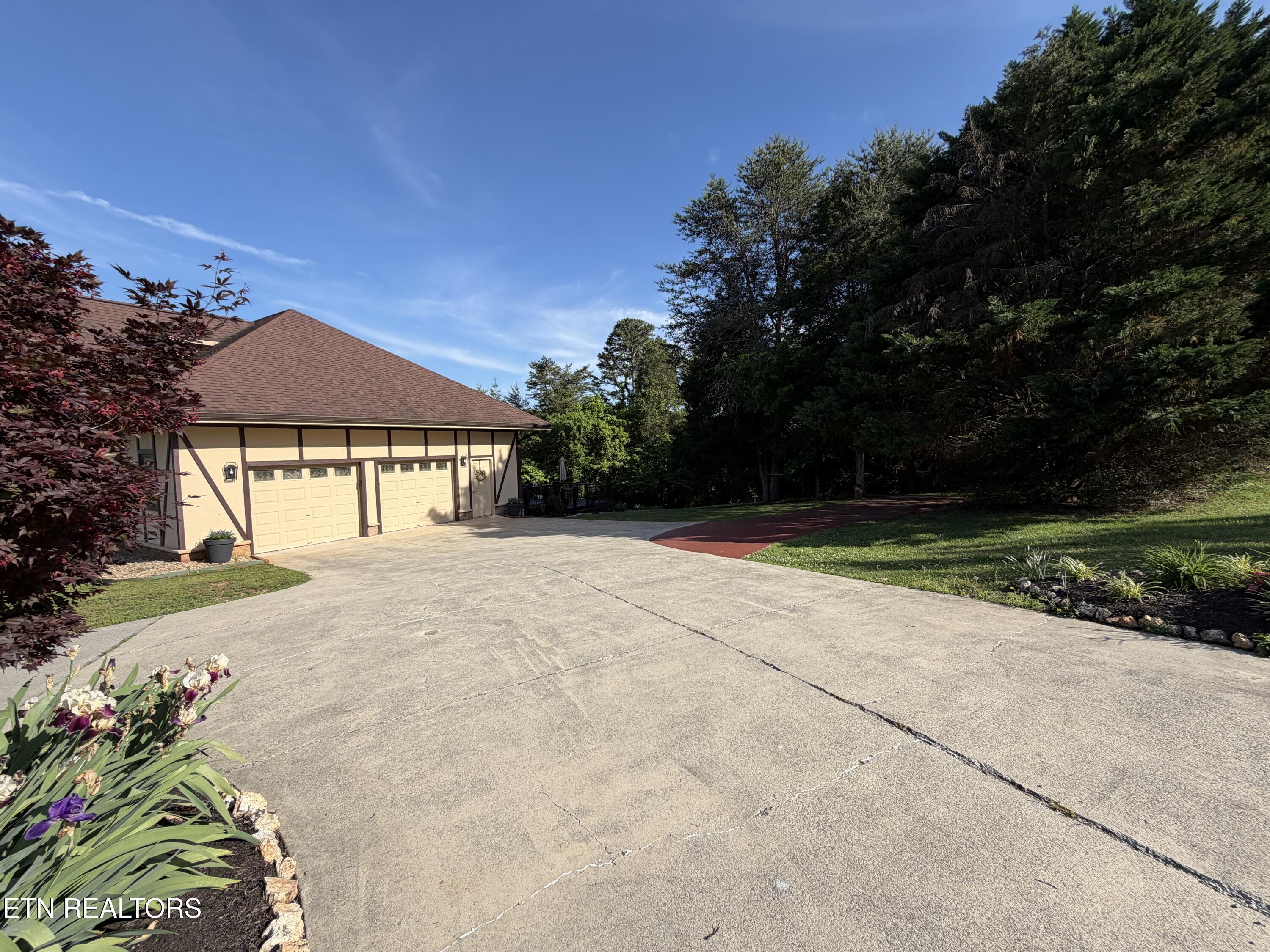 135 Bluffton Road Friendsville TN 37737