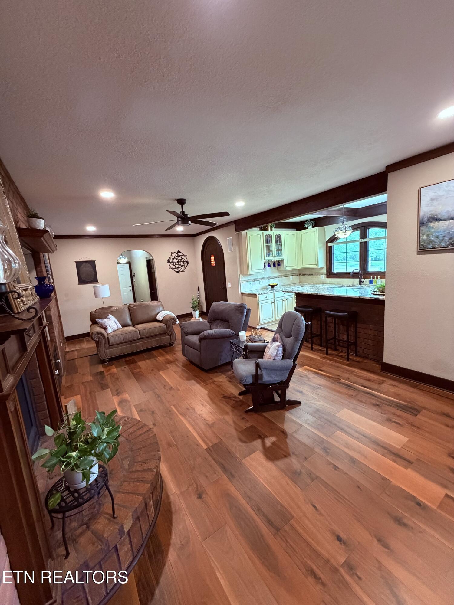 135 Bluffton Road Friendsville TN 37737
